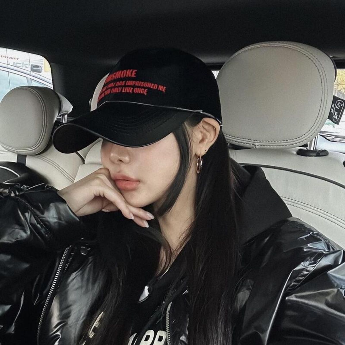 빈스모크(VINSMOKE) GLOSSY BALLCAP [Black]
