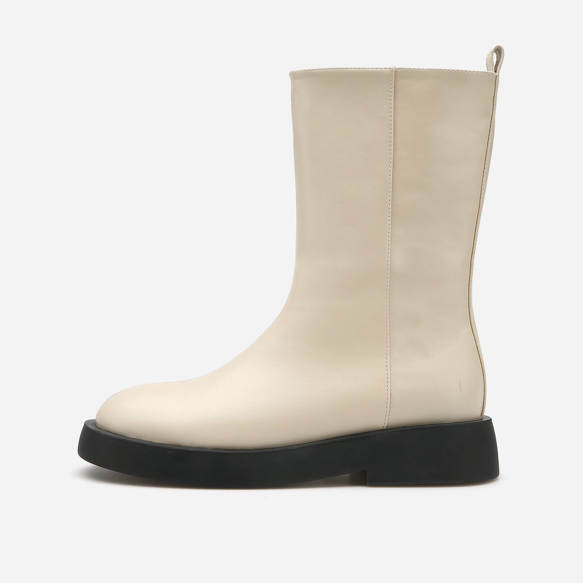 솔트앤초콜릿(SALT AND CHOCOLATE) 라운드 토 플랫 미들부츠 412346007 (3cm/2colors)