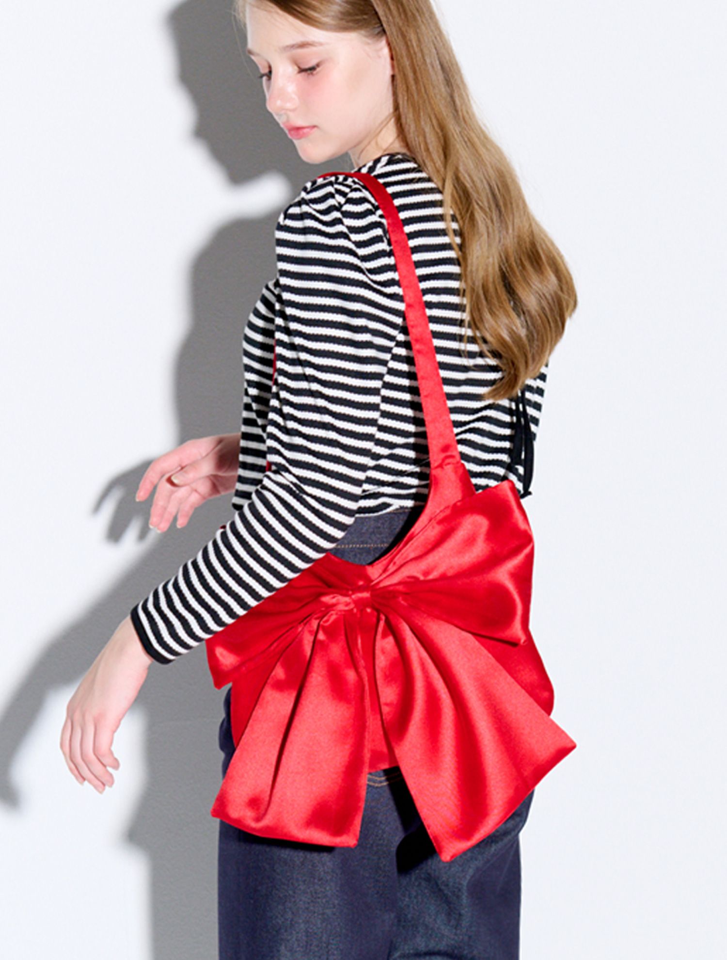 ショルダーバッグ・ポシェット OPENING SUNSHINE Big Ribbon Satin Bag Black MUSINSA | OPENING SUNSHINE Big Ribbon Satin Bag Red