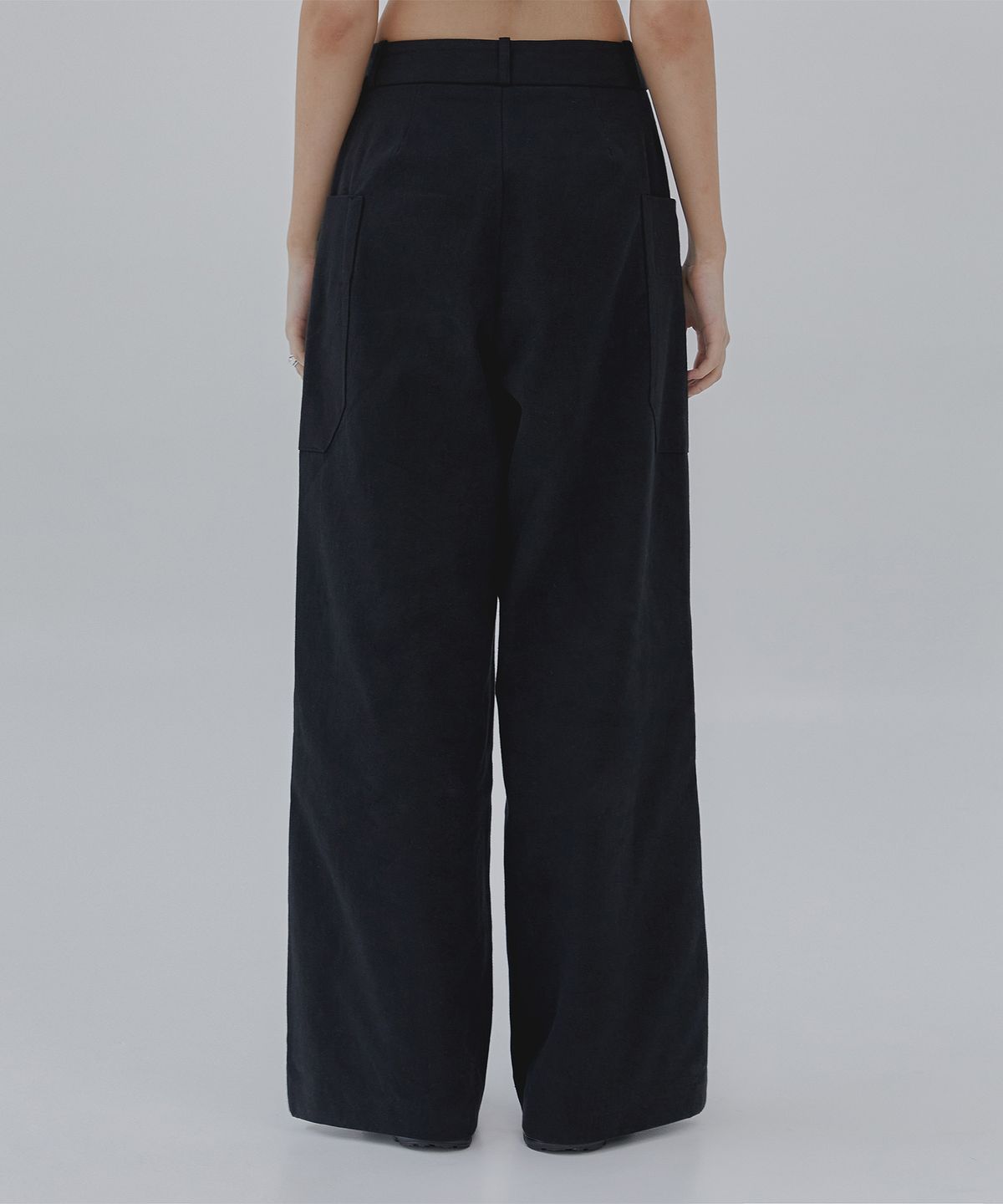 트리밍버드(TREEMINGBIRD) Big Pocket Cotton Pants [ Black ]