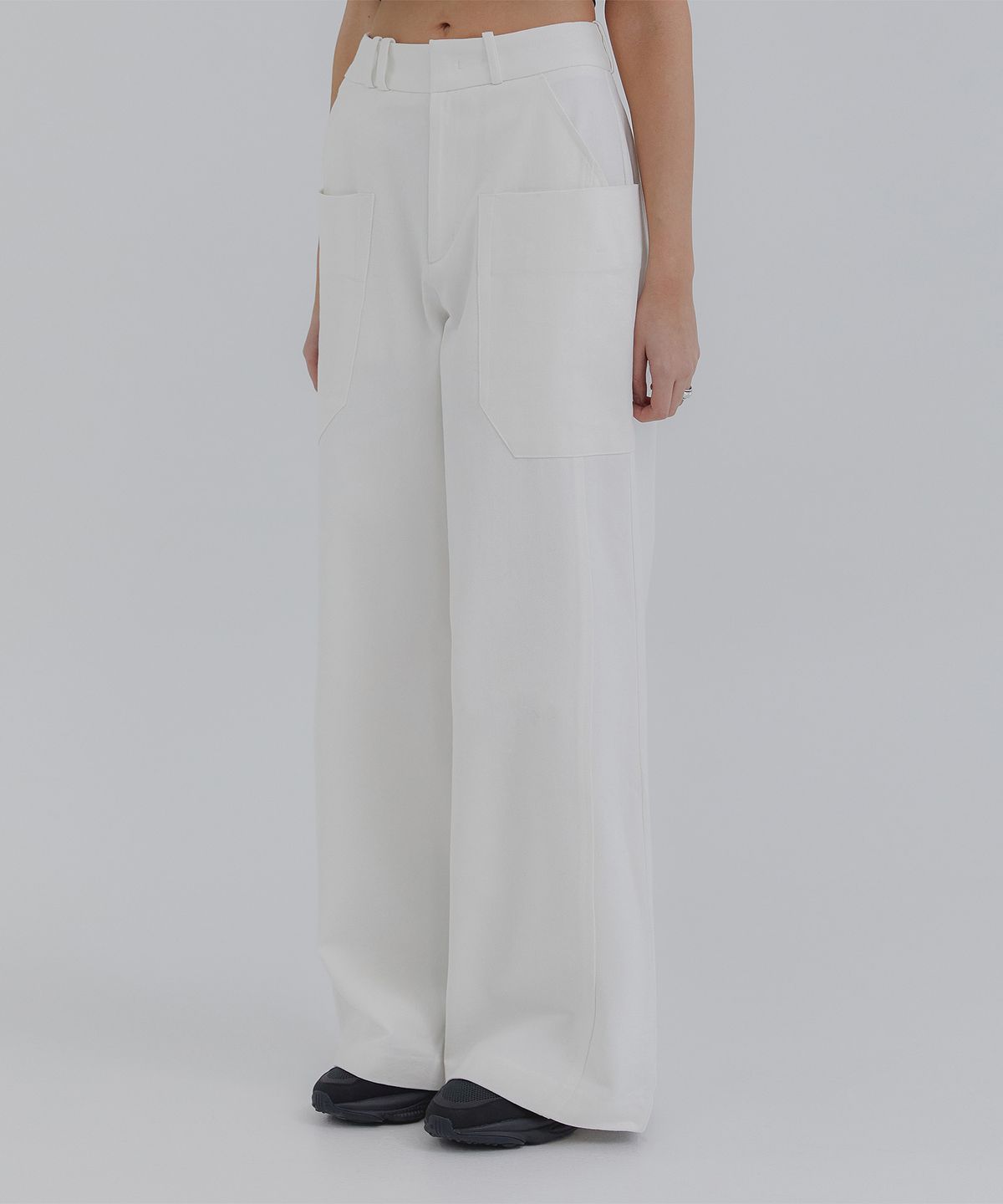 트리밍버드(TREEMINGBIRD) Big Pocket Cotton Pants [ Ivory ]