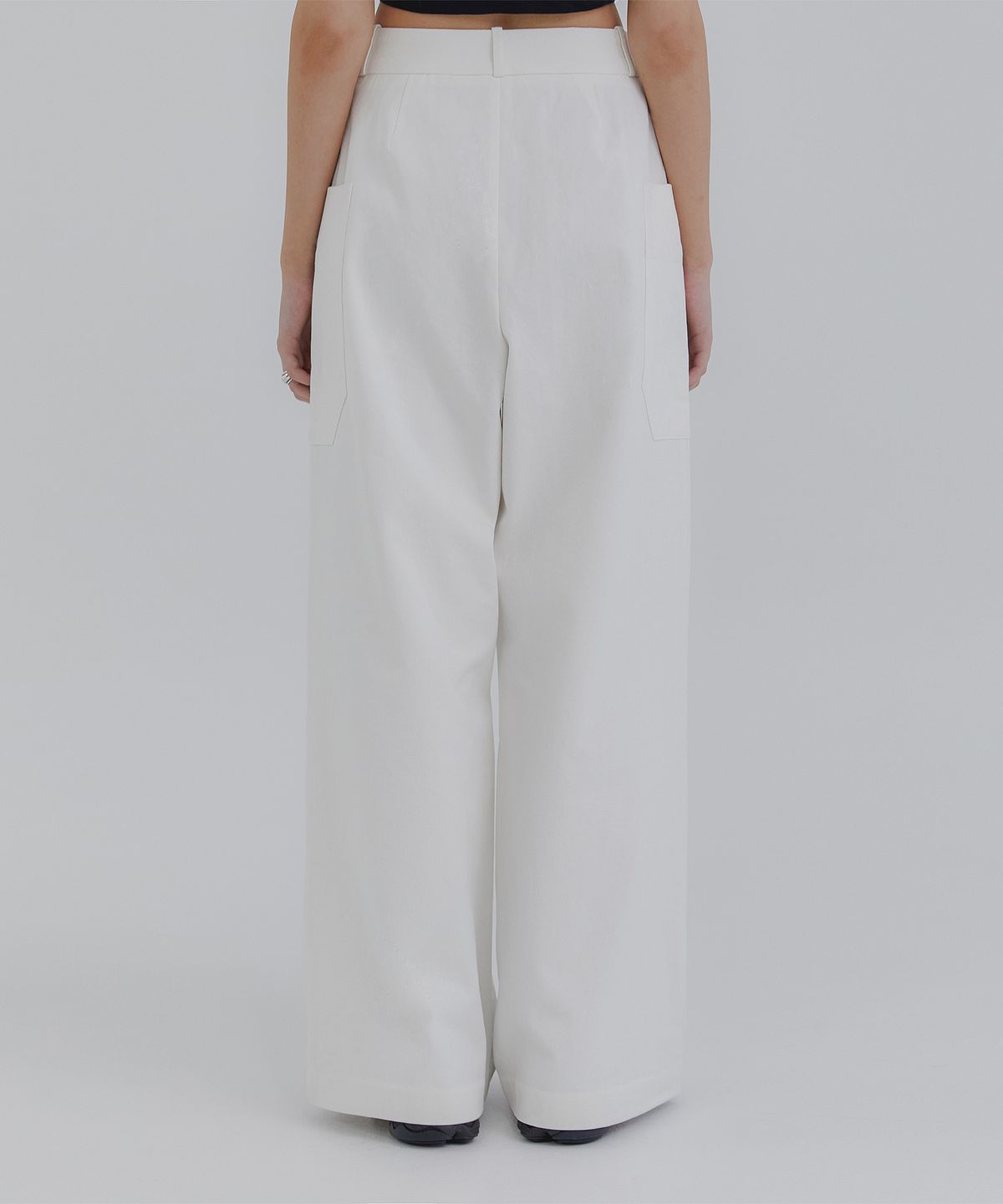 트리밍버드(TREEMINGBIRD) Big Pocket Cotton Pants [ Ivory ]