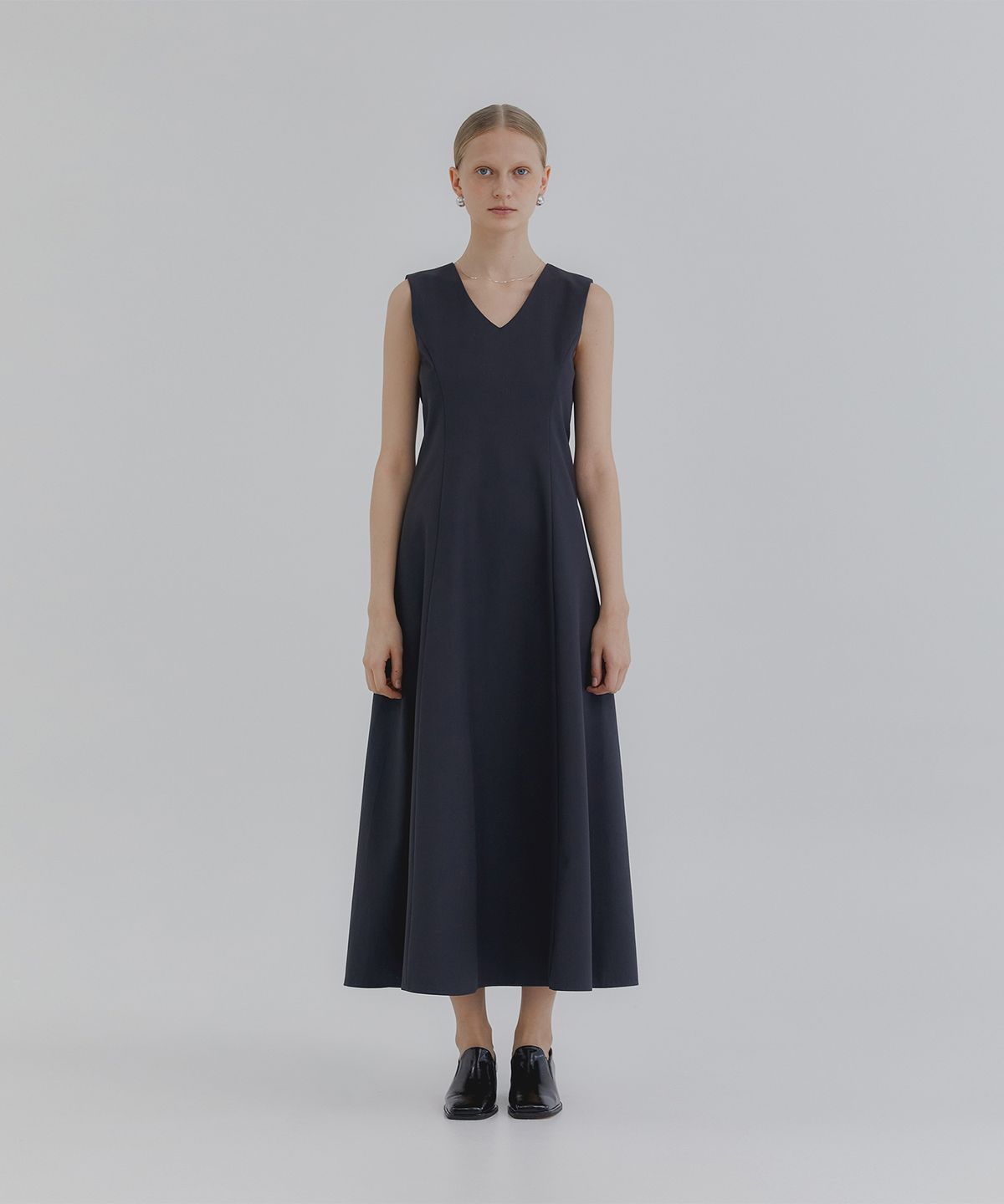 트리밍버드(TREEMINGBIRD) V-neck Flare Long One-piece [ Blue Gray ]