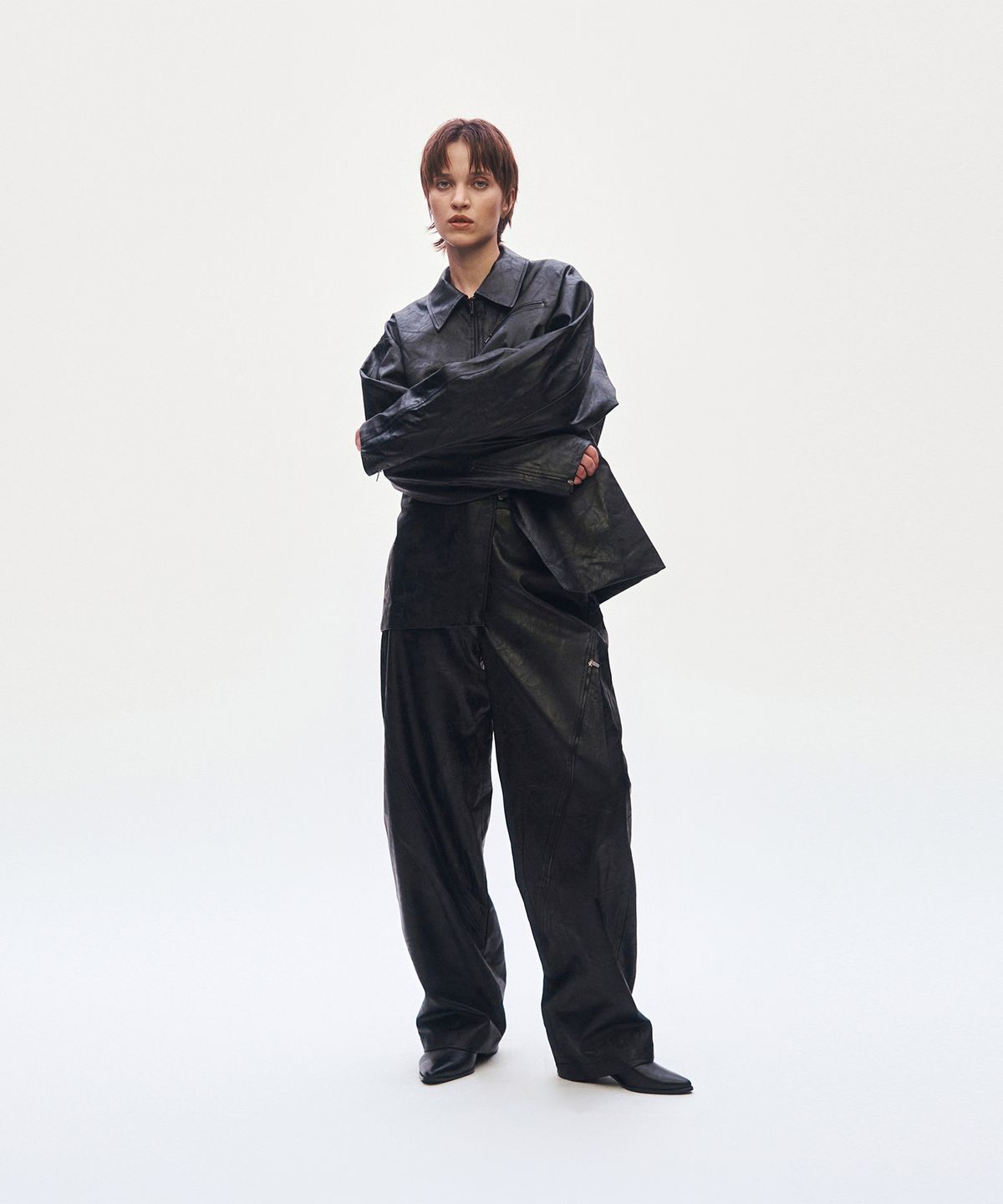 트리밍버드(TREEMINGBIRD) Oblique Zipper Leather Set-up Pants [ Black ]