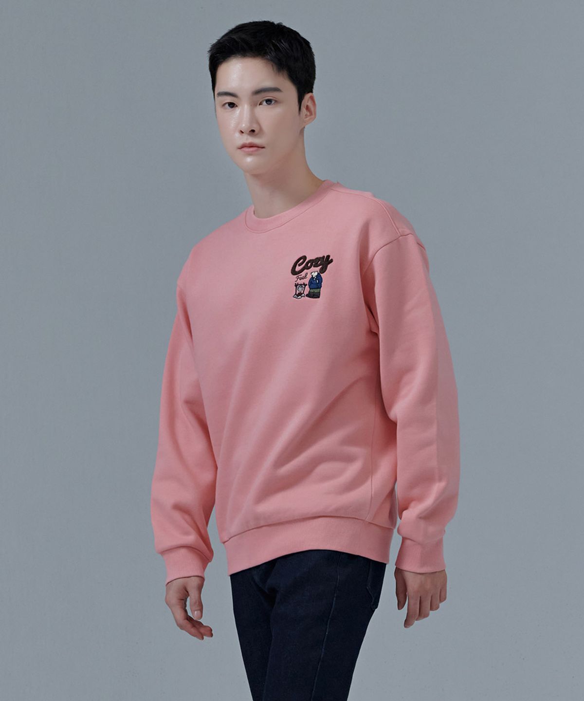 체이스컬트(CHASECULT) 공용 부클 캐릭터 기모 맨투맨 티셔츠-CFRU5123D0P