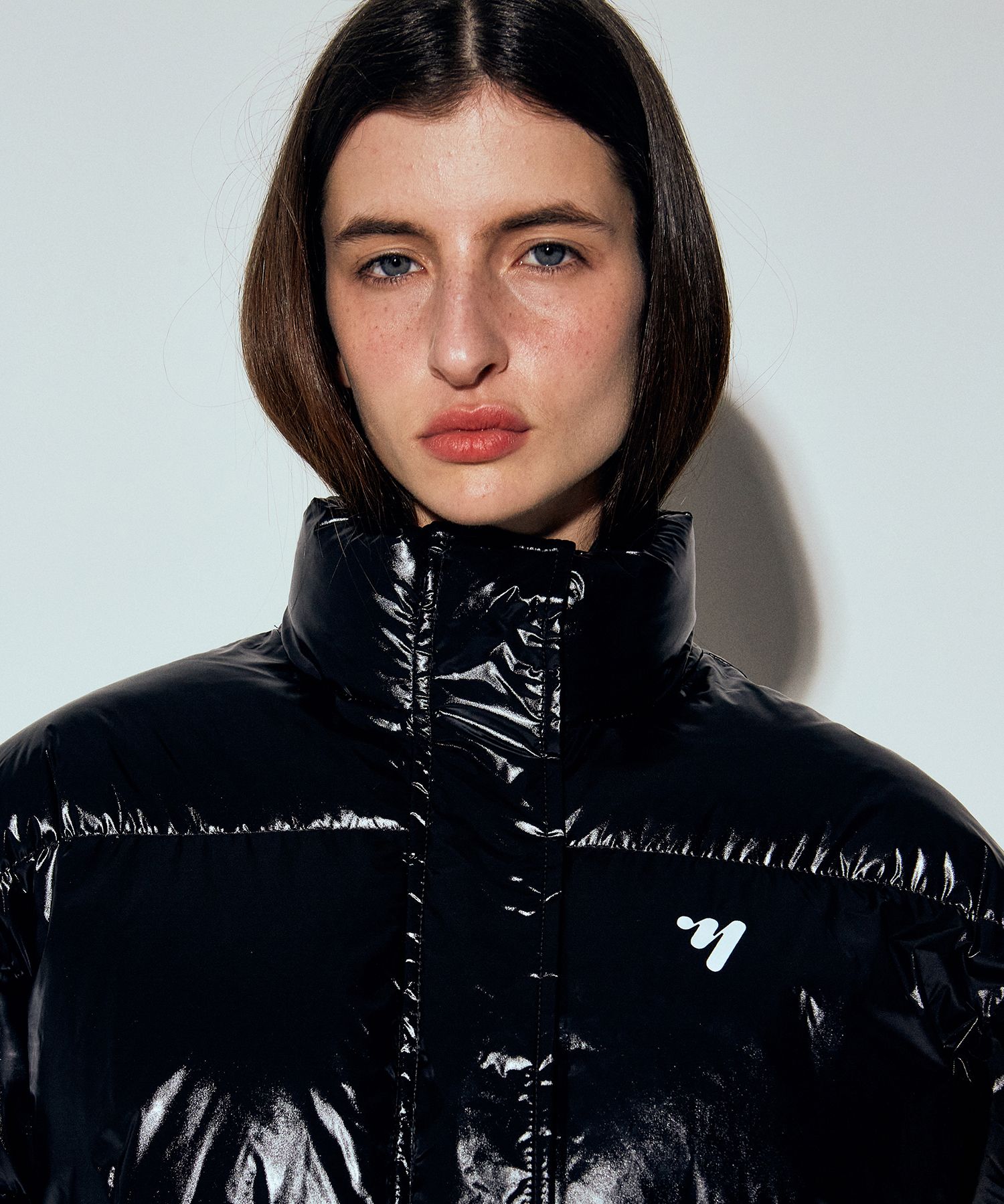 【NICK&NICOLE】NN PUFFER GLOSSY SHORT PADDING/韓国 大人気 MUSINSA公式 | NICK&NICOLE NN PUFFER GLOSSY SHORT PADDING_BLACK