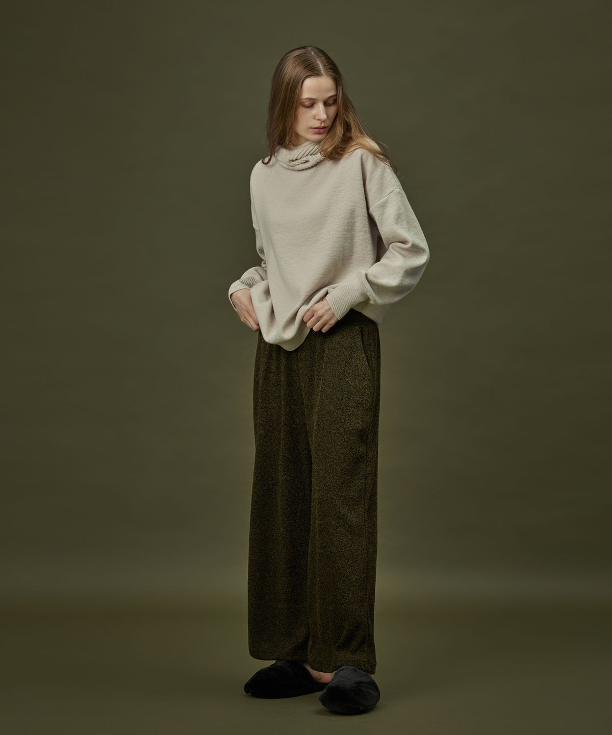 아템포(ATEMPO) LOUNGE PANT_khaki black (women)