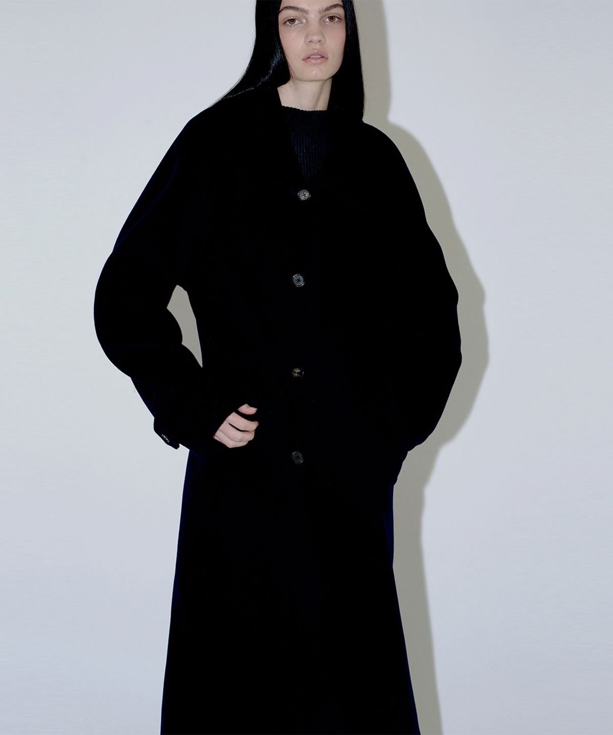 다이애그널(DIAGONAL) RELAXED BALMACAAN COAT (navy)