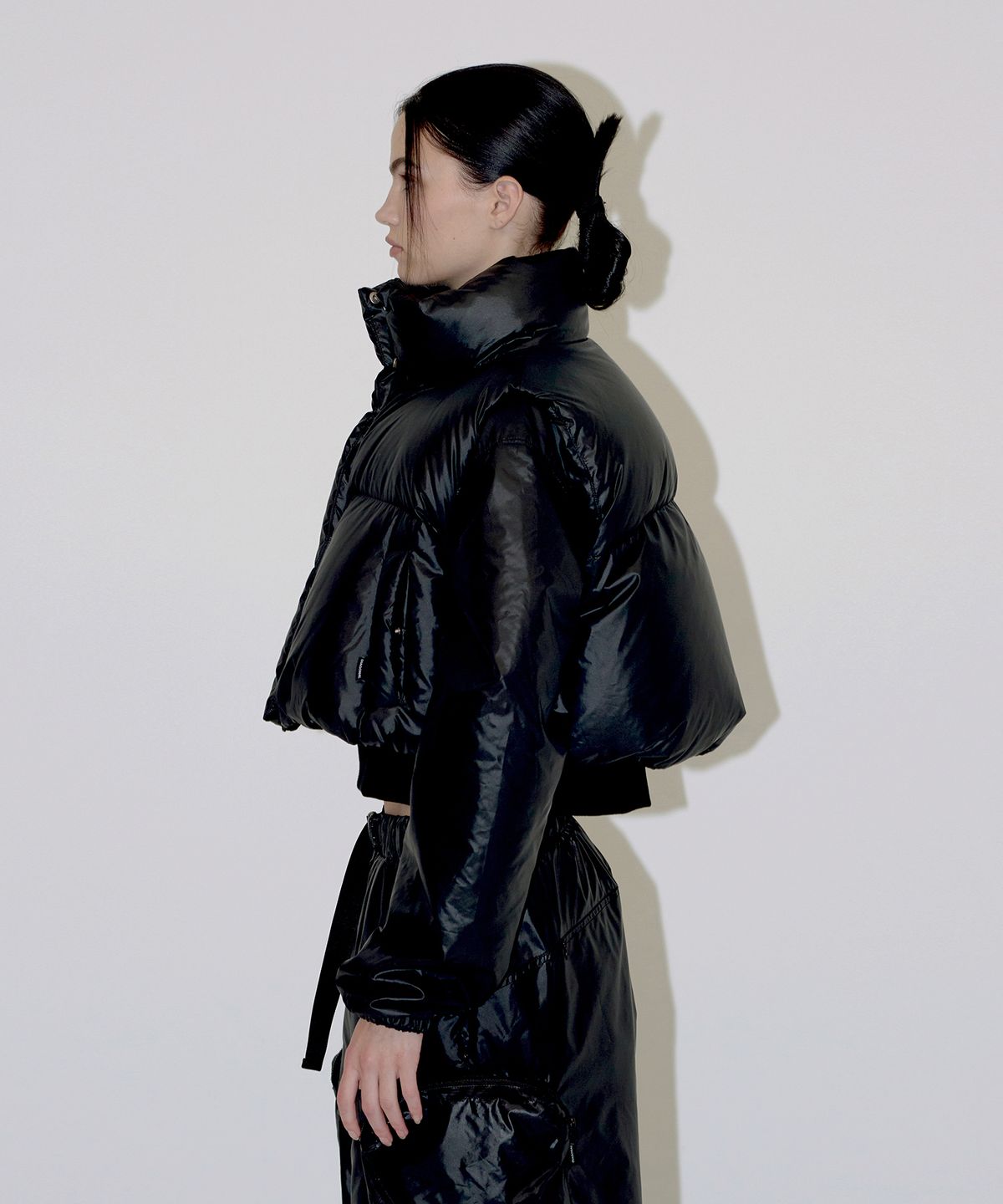 다이애그널(DIAGONAL) RDS SHORT PADDING VEST (black)