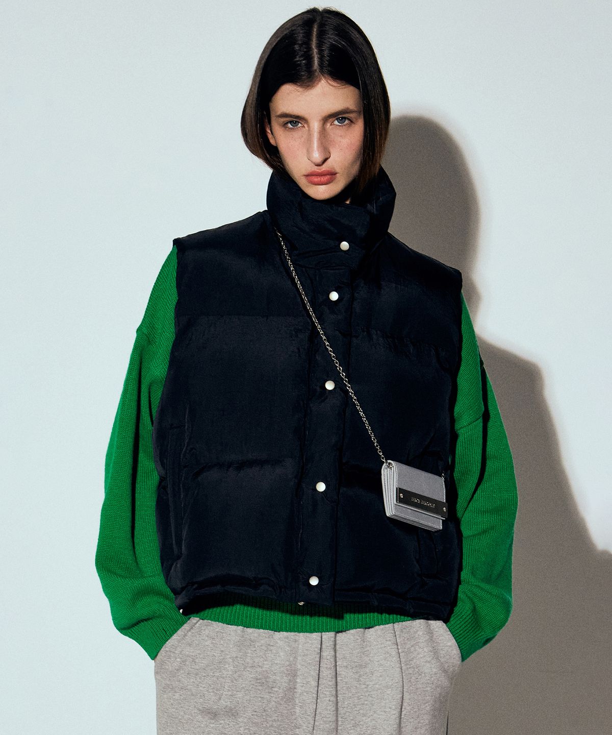 닉앤니콜(NICK&NICOLE) NN SHORT PADDING VEST_BLACK