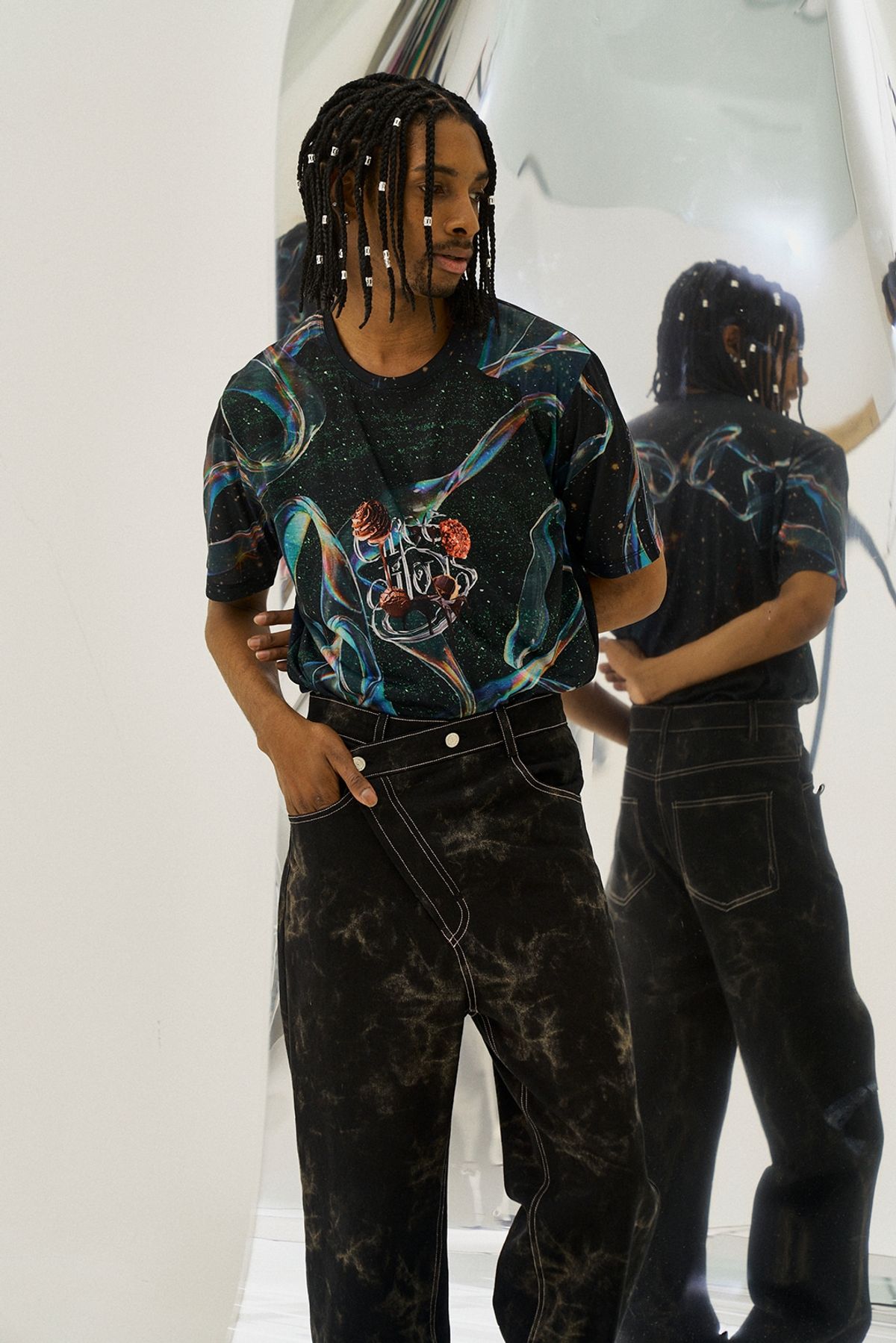 그리디어스(GREEDILOUS) Silver Logo Motif Short-Sleeve