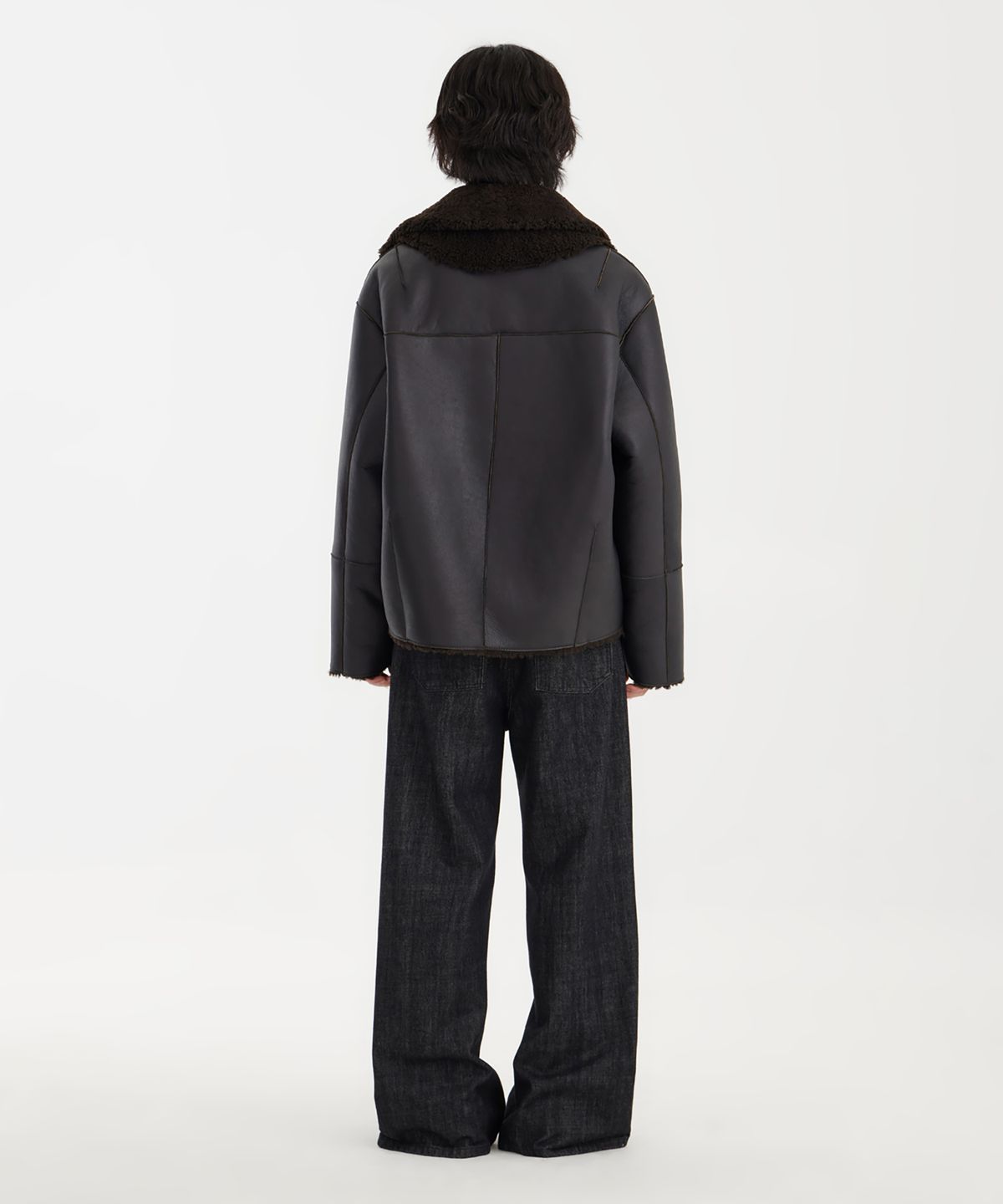 유스(YOUTH) Detachable Mouton Jacket - Black