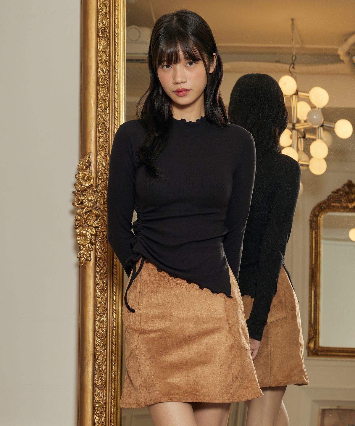 아이토브 서울(ITOV SEOUL) 셔링 목폴라 앙고라 티셔츠