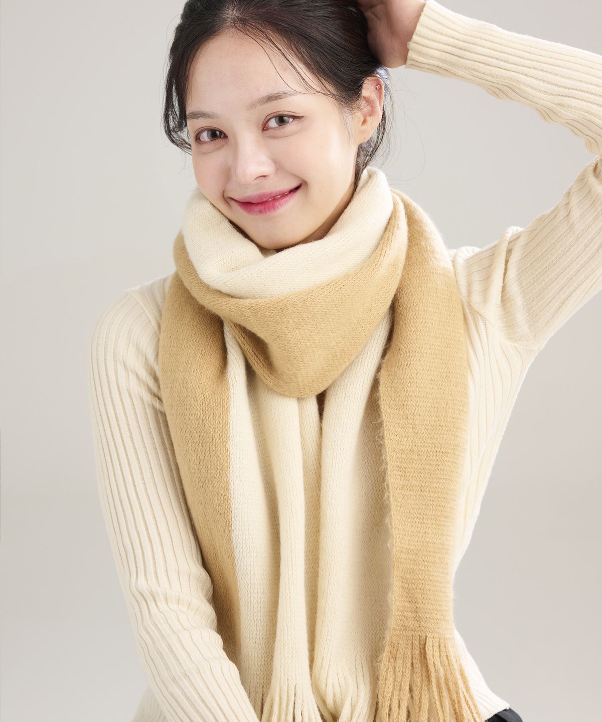레이버(RAVER) 데이닉 톤앤톤 빅사이즈 숄 배색 머플러