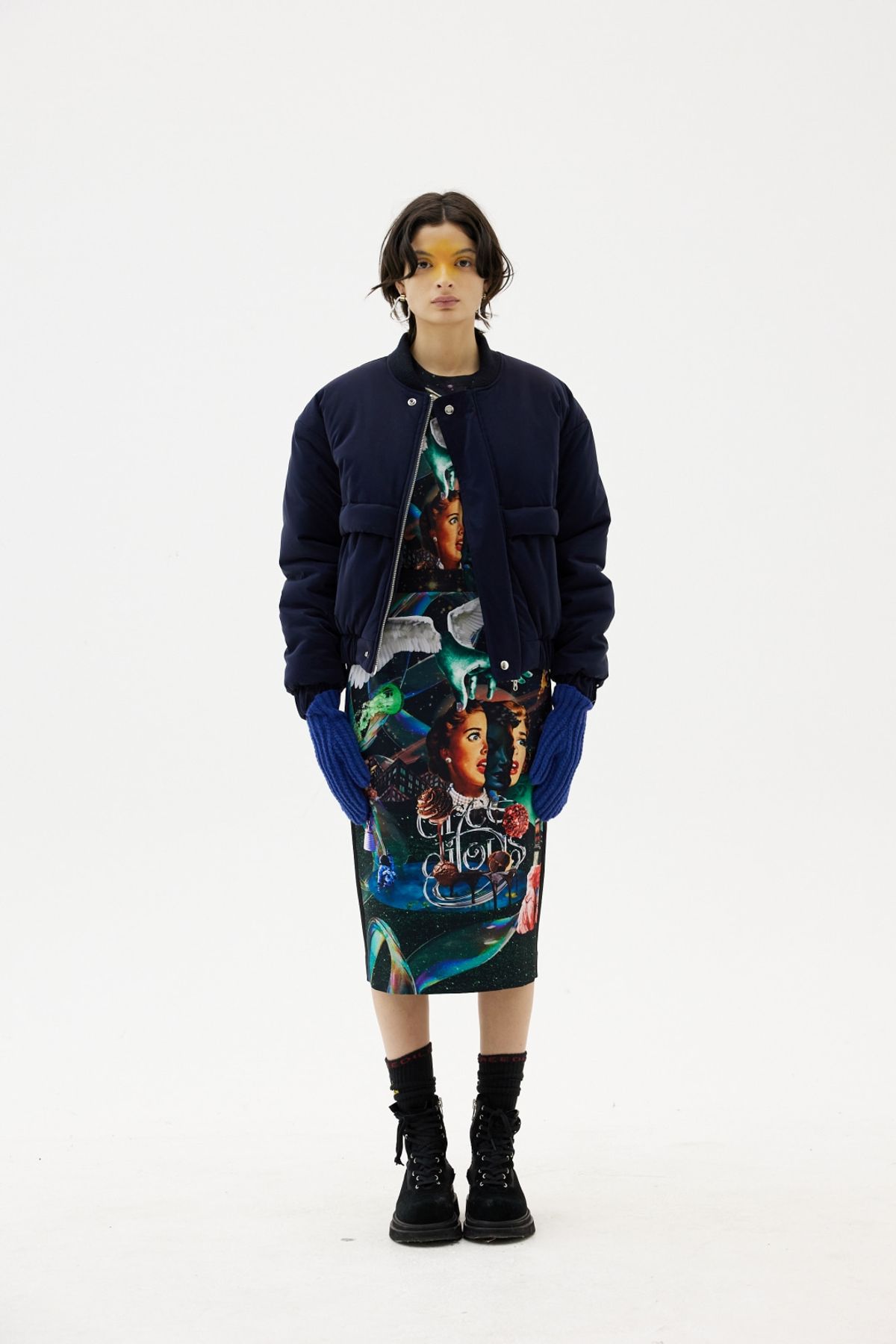 그리디어스(GREEDILOUS) Girl Face Pencil Skirt