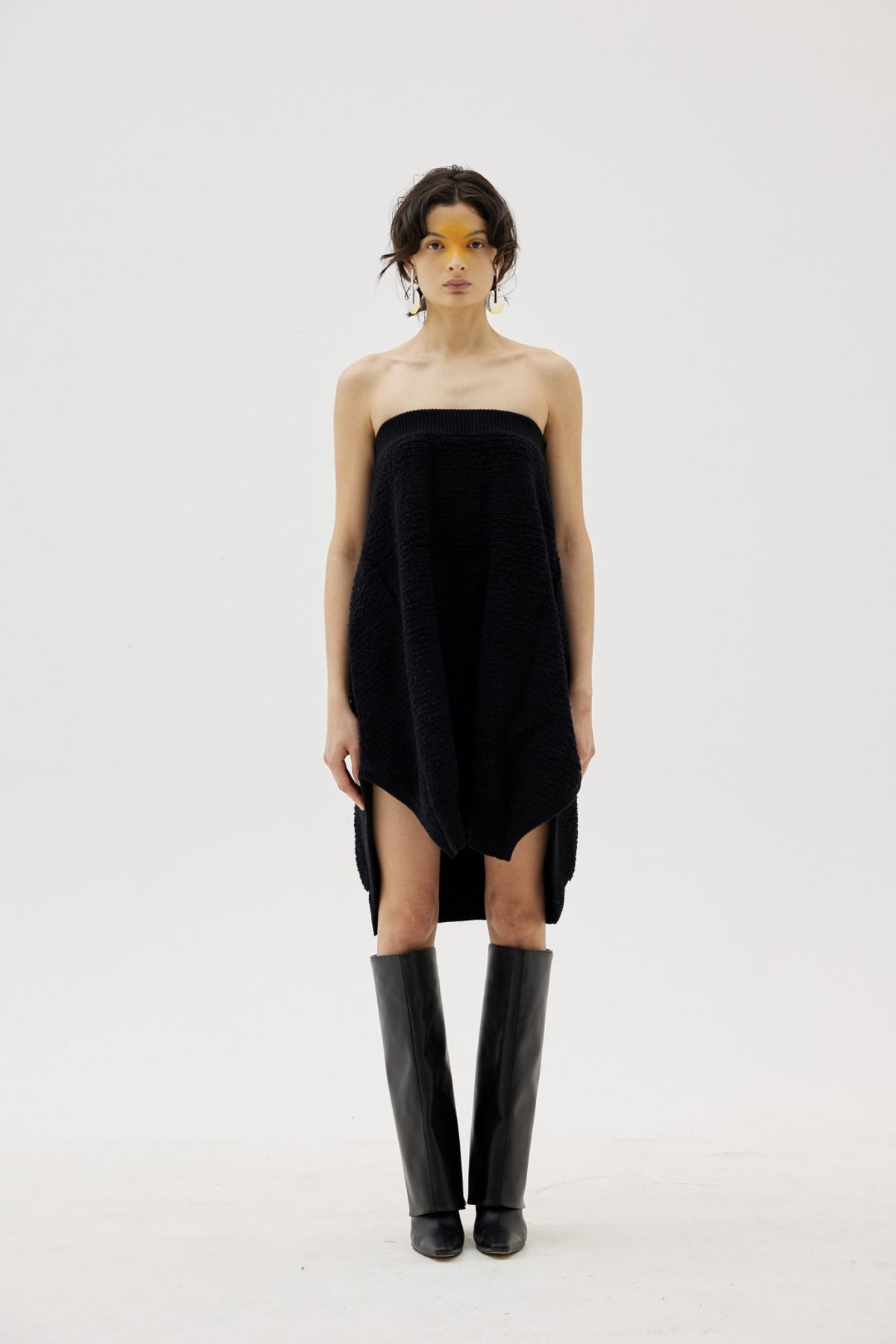 그리디어스(GREEDILOUS) Hankercheif Hem Textured Skirt-Dress Black