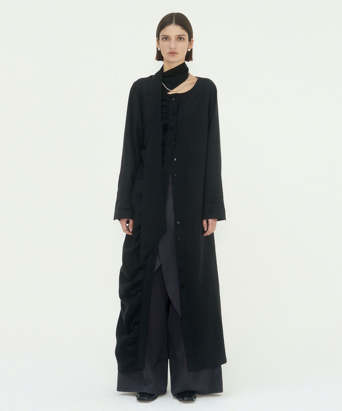 트리밍버드(TREEMINGBIRD) Scarf Shirring Long One-Piece [ Black ]