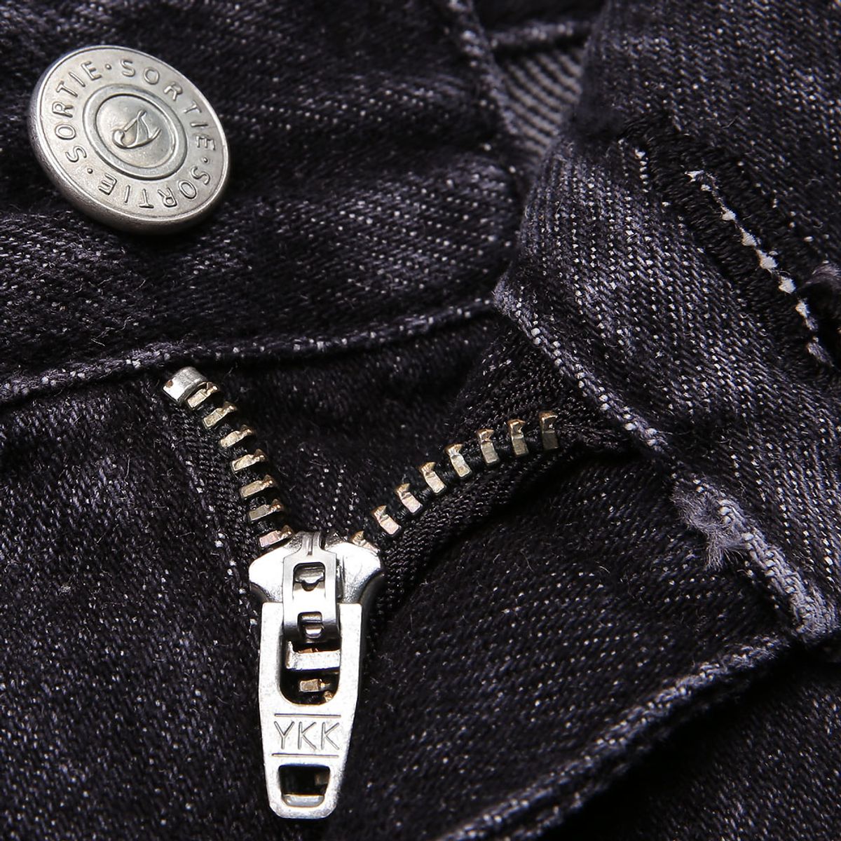솔티(SORTIE) Cone denim One Pleats Trousers (Black)