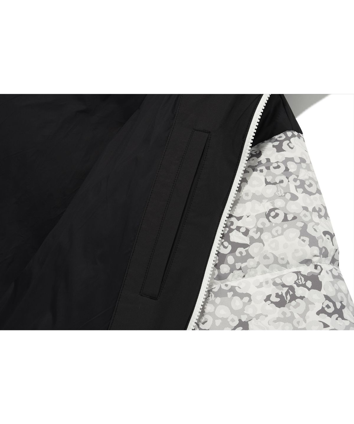 볼컴(VOLCOM) 스노우 숏 다운 자켓(스노우파드)