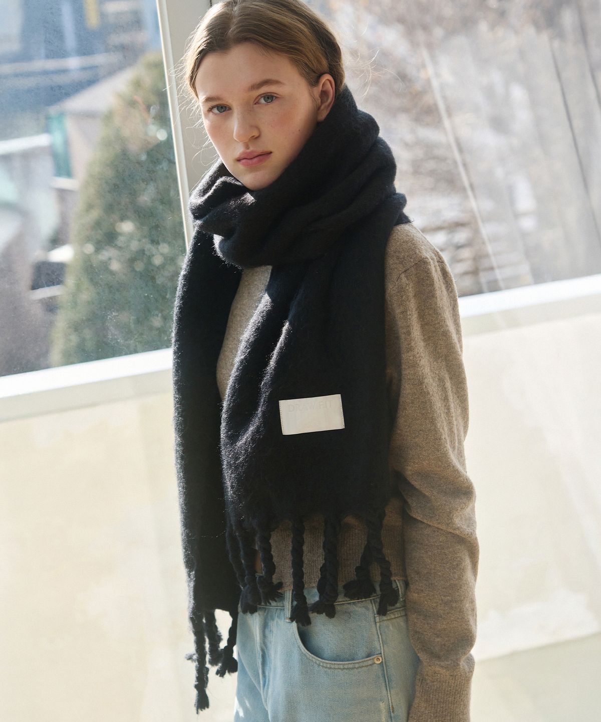 드로우핏 우먼(DRAWFIT WOMEN) 볼드 노티드 롱 머플러 [IVORY]