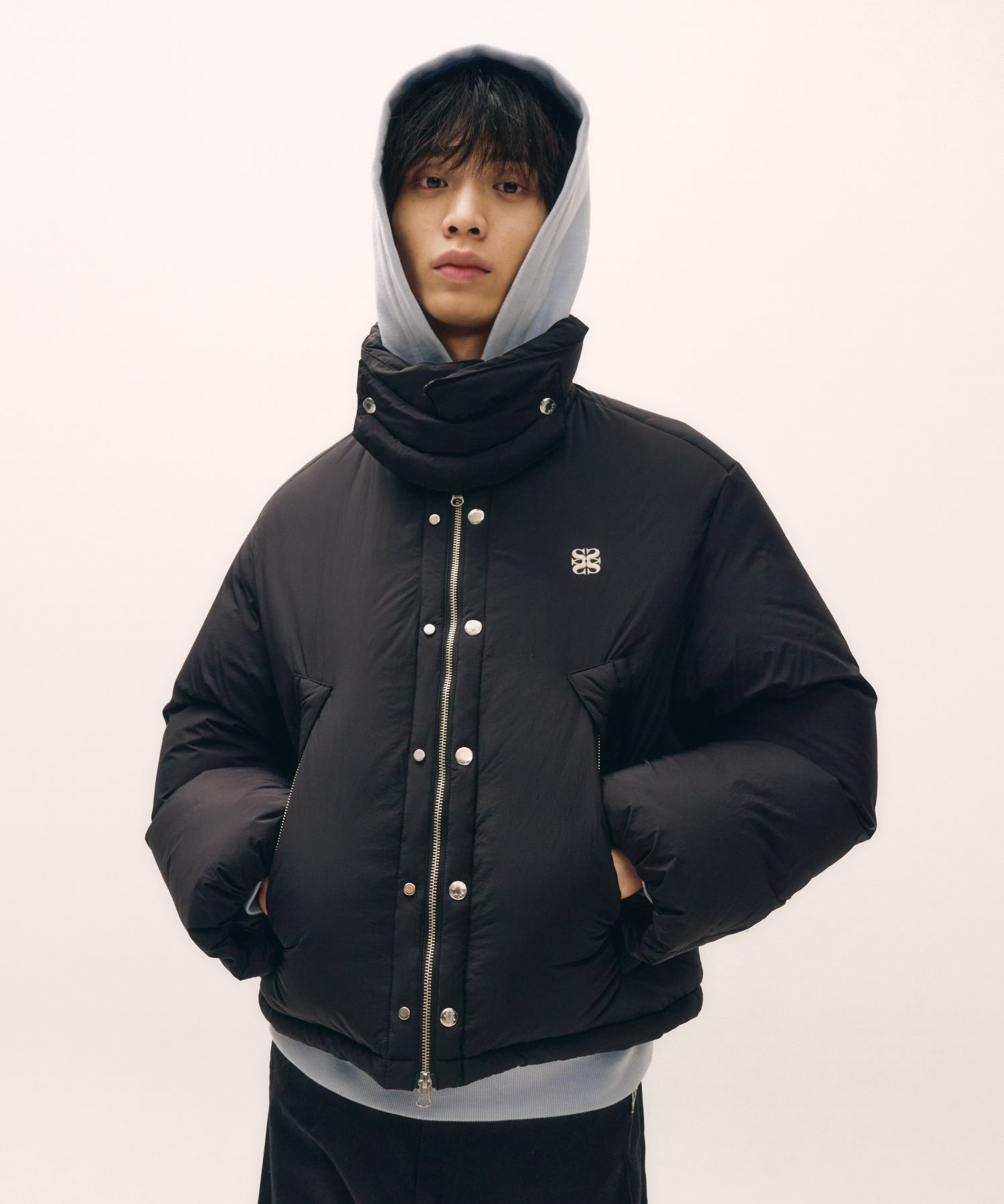 MUSINSA公式 | SATUR Leche Duck Down Padding Palette Black