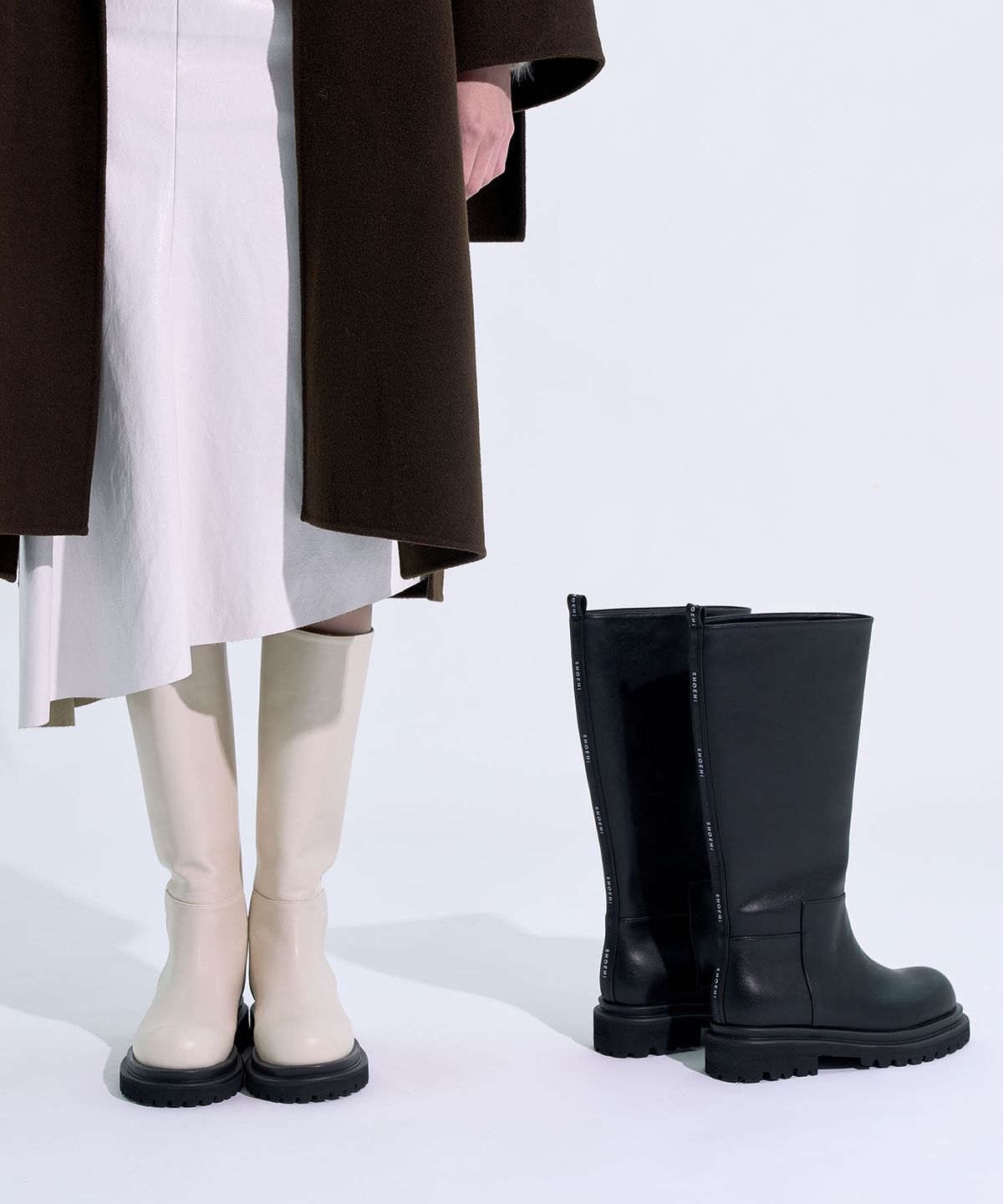 슈하이(SHOEHI) 가비 와이드 롱 미들부츠_B1540(2Colors)