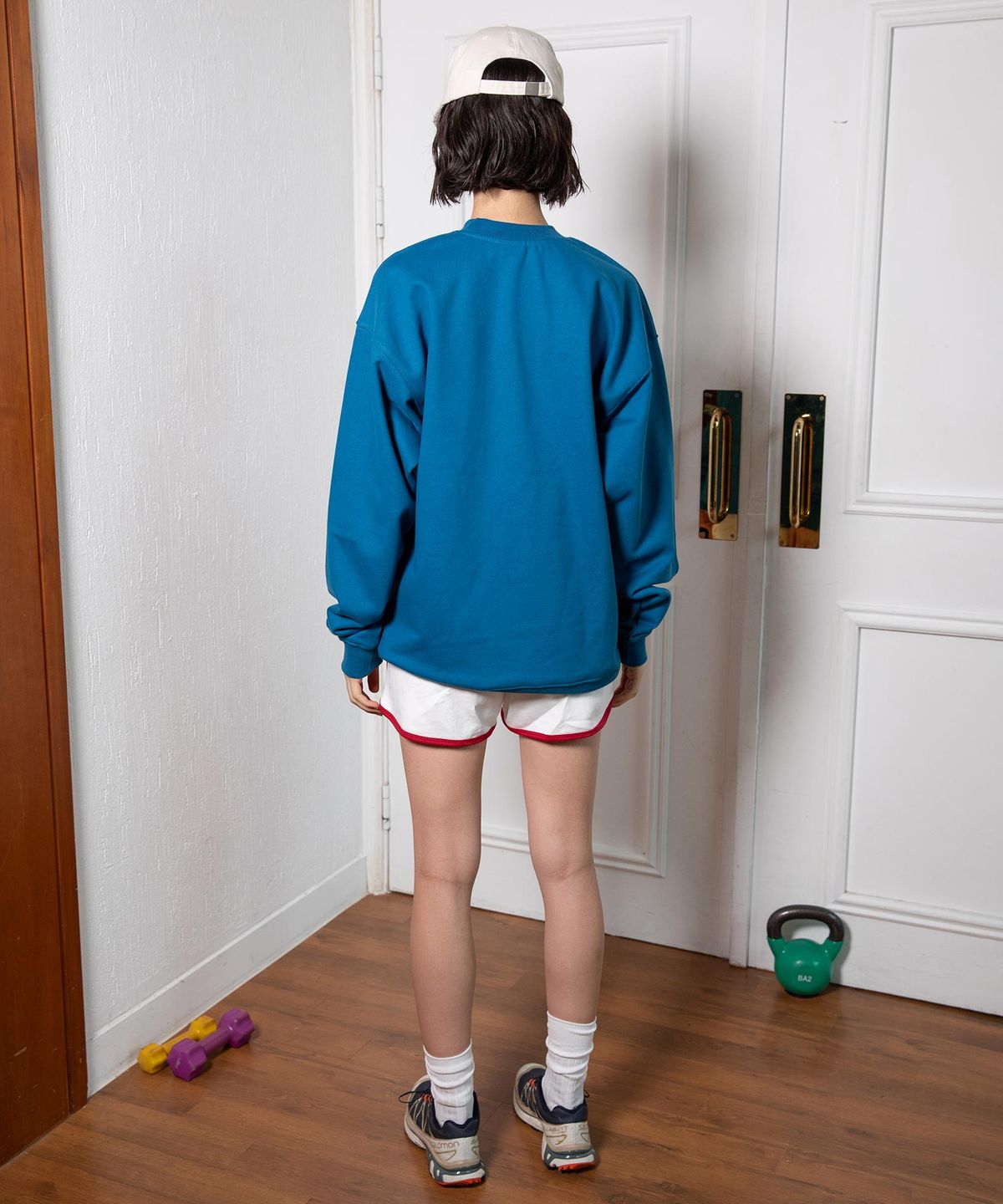 미나수(MENASOO) UNISEX MNS34 APPLIQUE SWEATSHIRT_BLUE