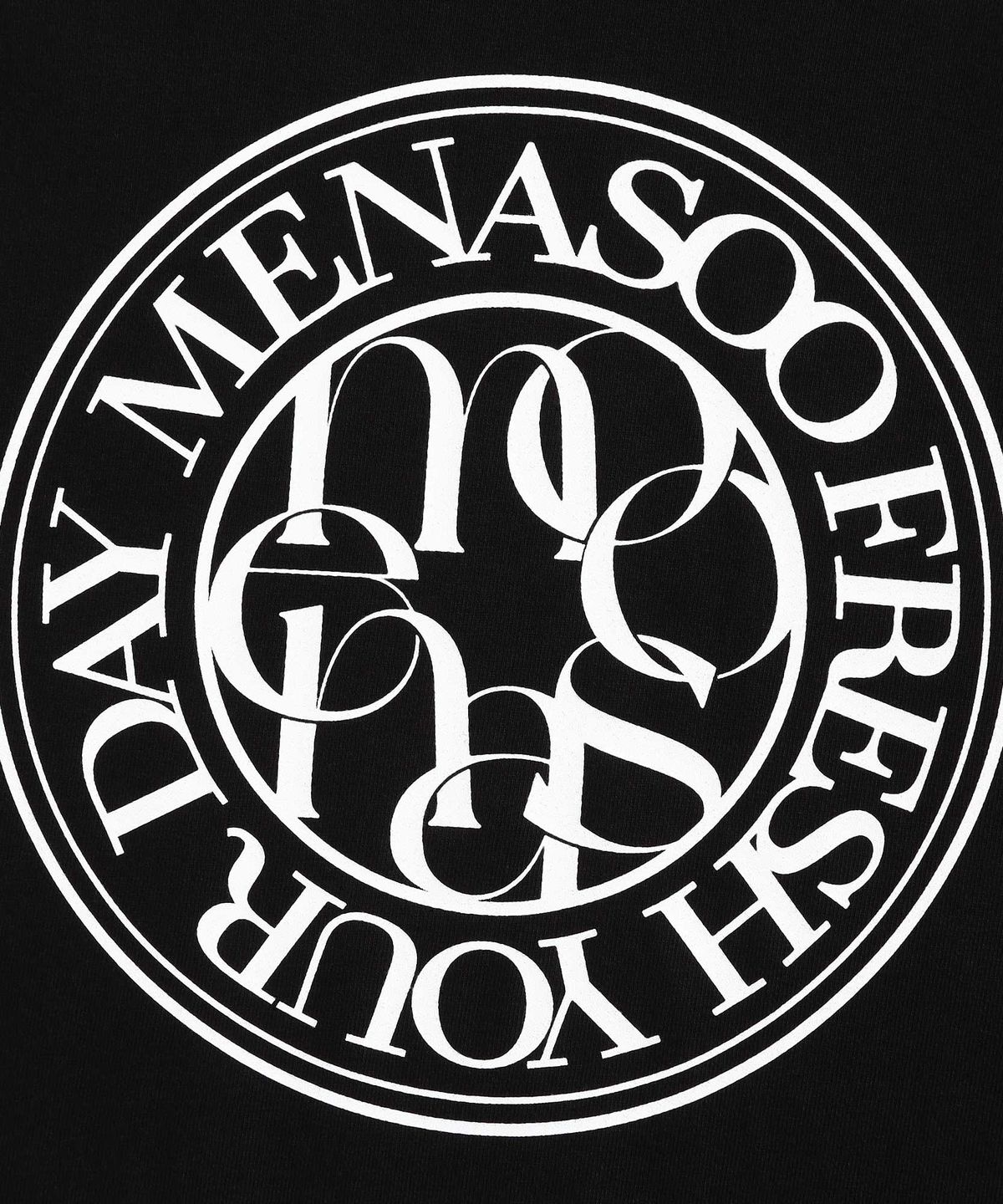 미나수(MENASOO) UNISEX CIRCLE LOGO HOODIE_BK