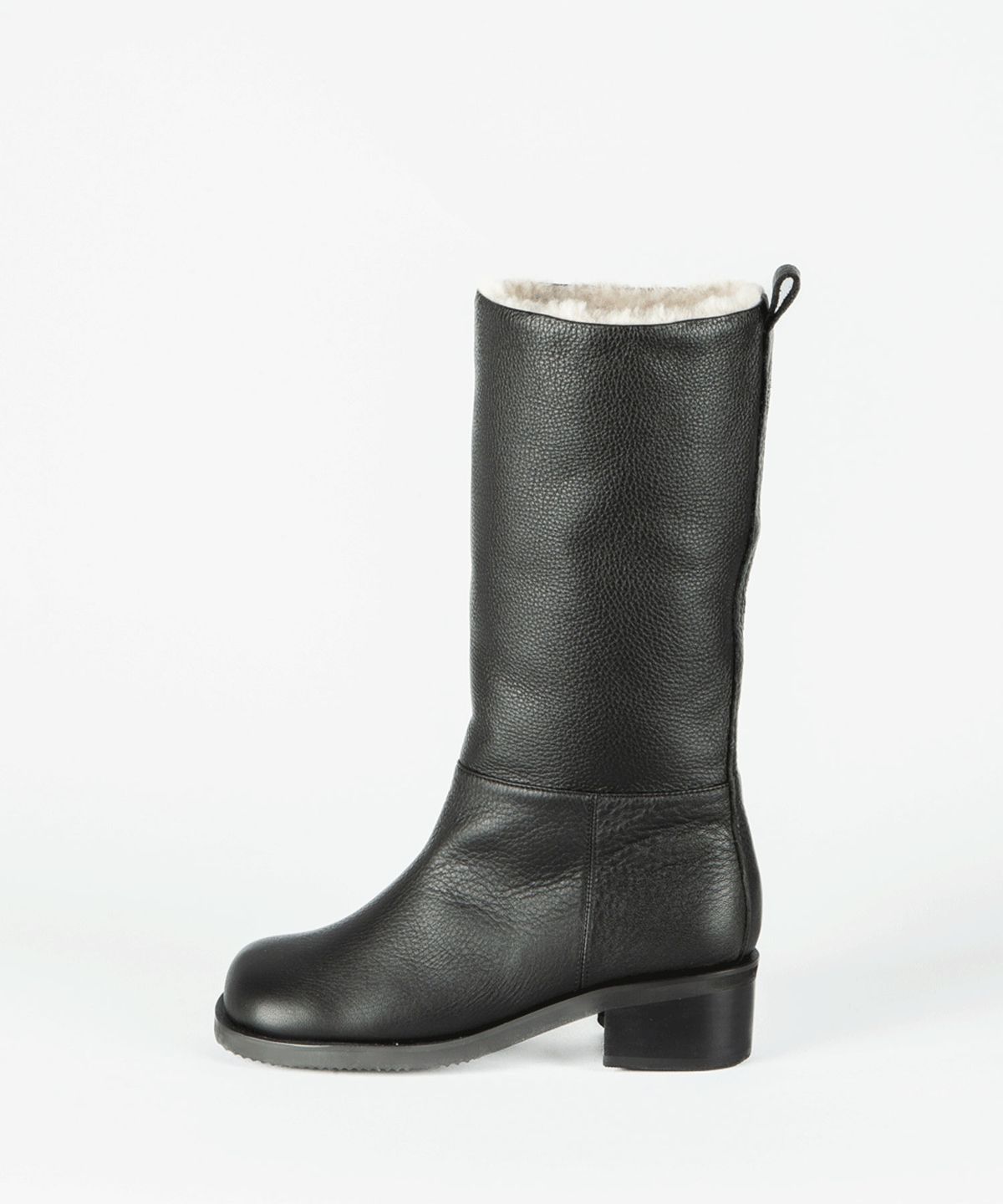 트윗비피(TWVP) 모노 시어링 미들부츠  Mono Shearing Middle Boot 23F32BK