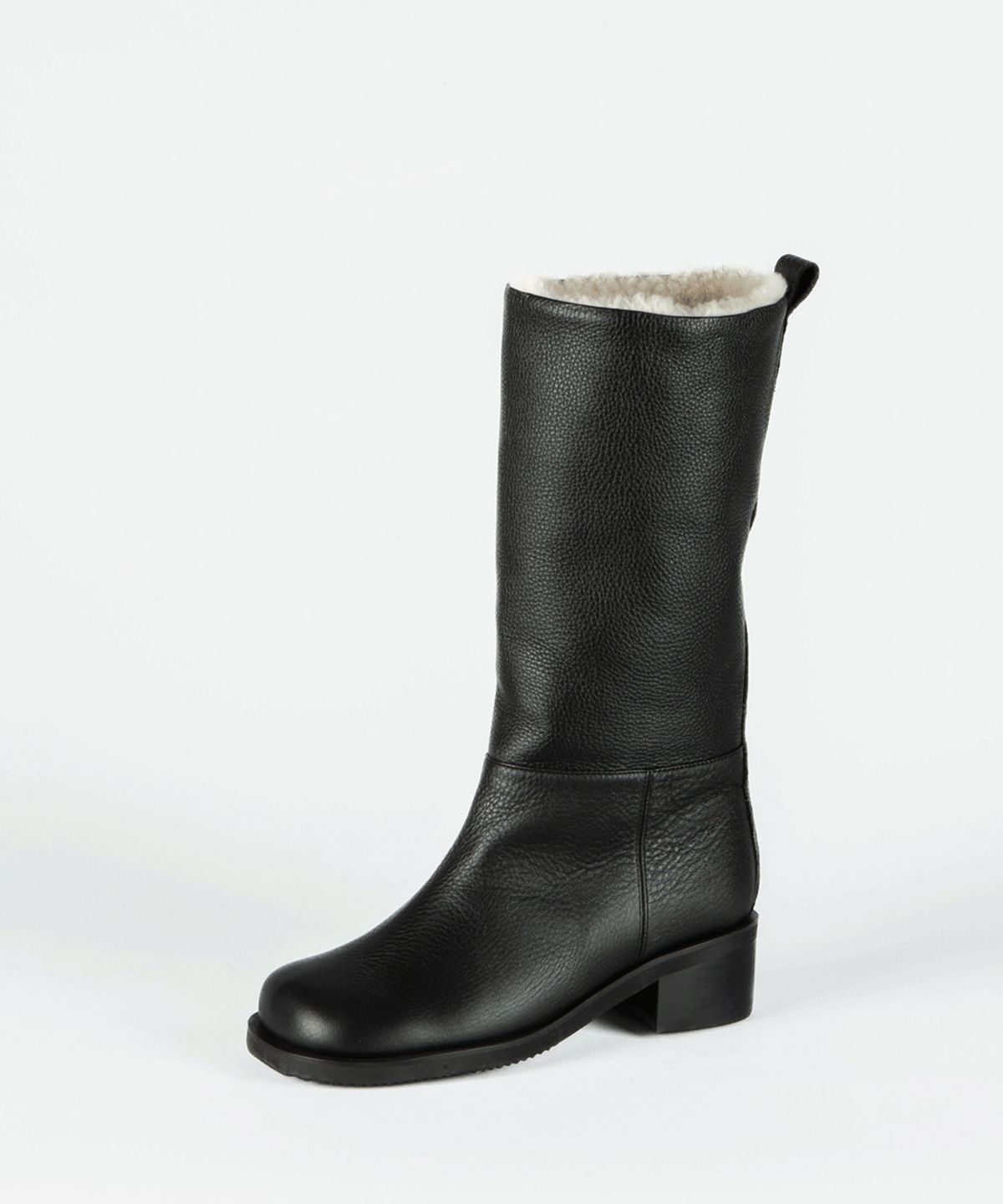 트윗비피(TWVP) 모노 시어링 미들부츠  Mono Shearing Middle Boot 23F32BK