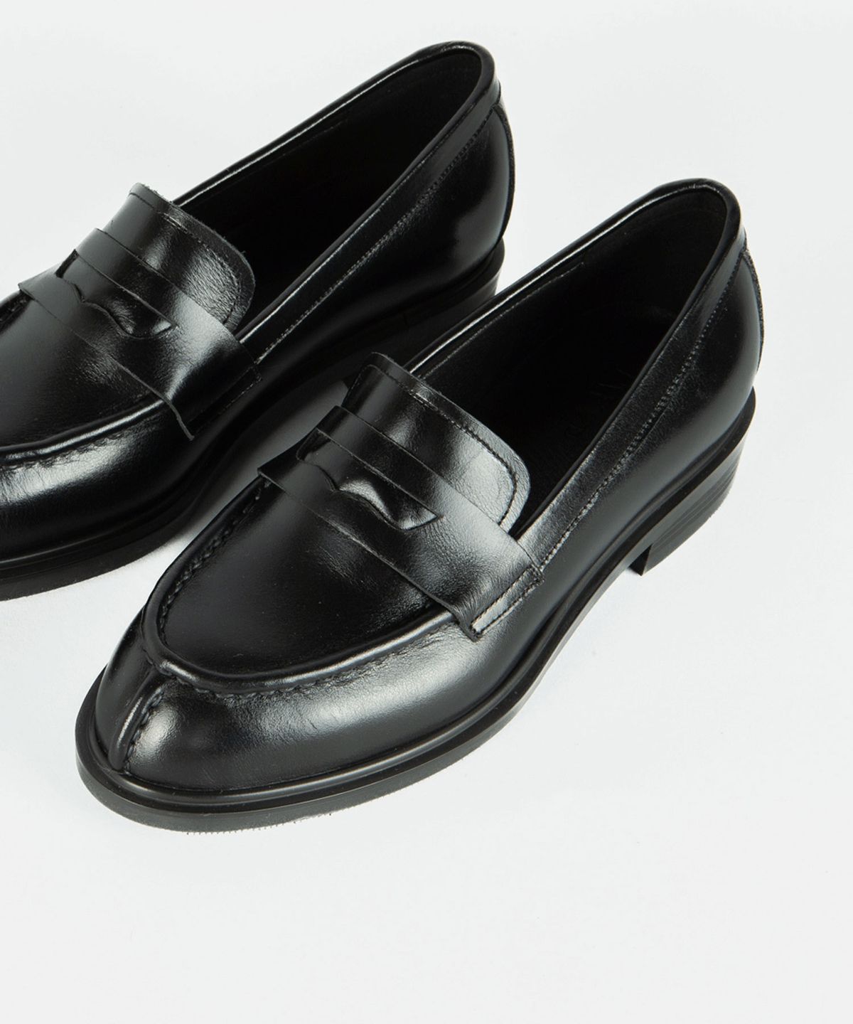 트윗비피(TWVP) 클래시 로퍼 Classy Loafer 23F41BK