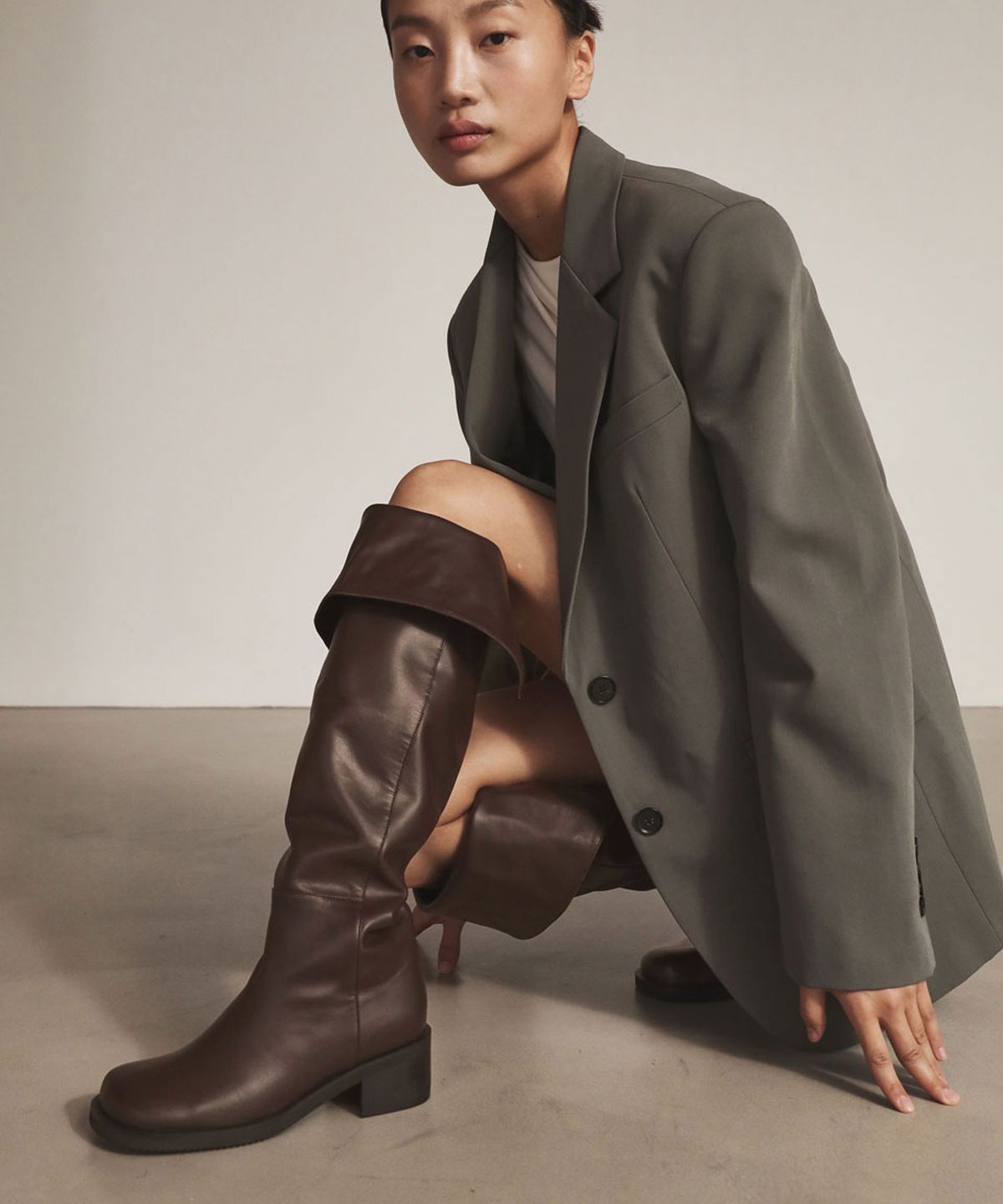 트윗비피(TWVP) 리페이 니하이 부츠 Re Fei Knee-High Boots 23F53BR