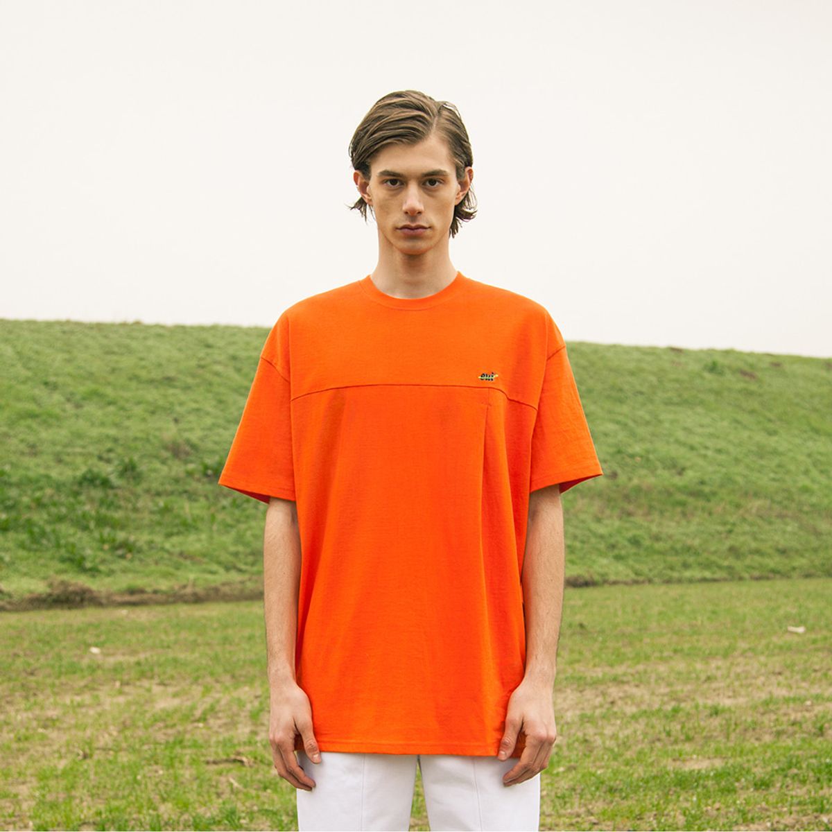 261이유아이(261EUI) ROUND ARROW T-SHIRT ORANGE/BLUE 2PACK