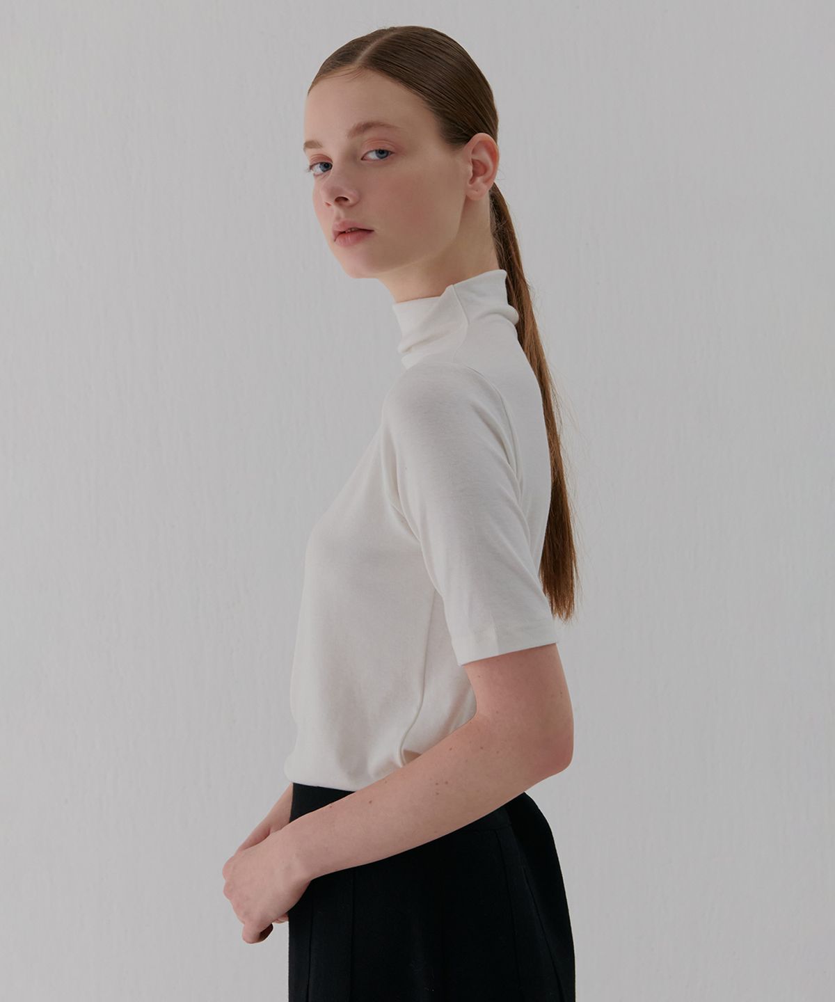 카미노(CAMINO) 23 FW 피치 반목 폴라 티셔츠 (화이트)
