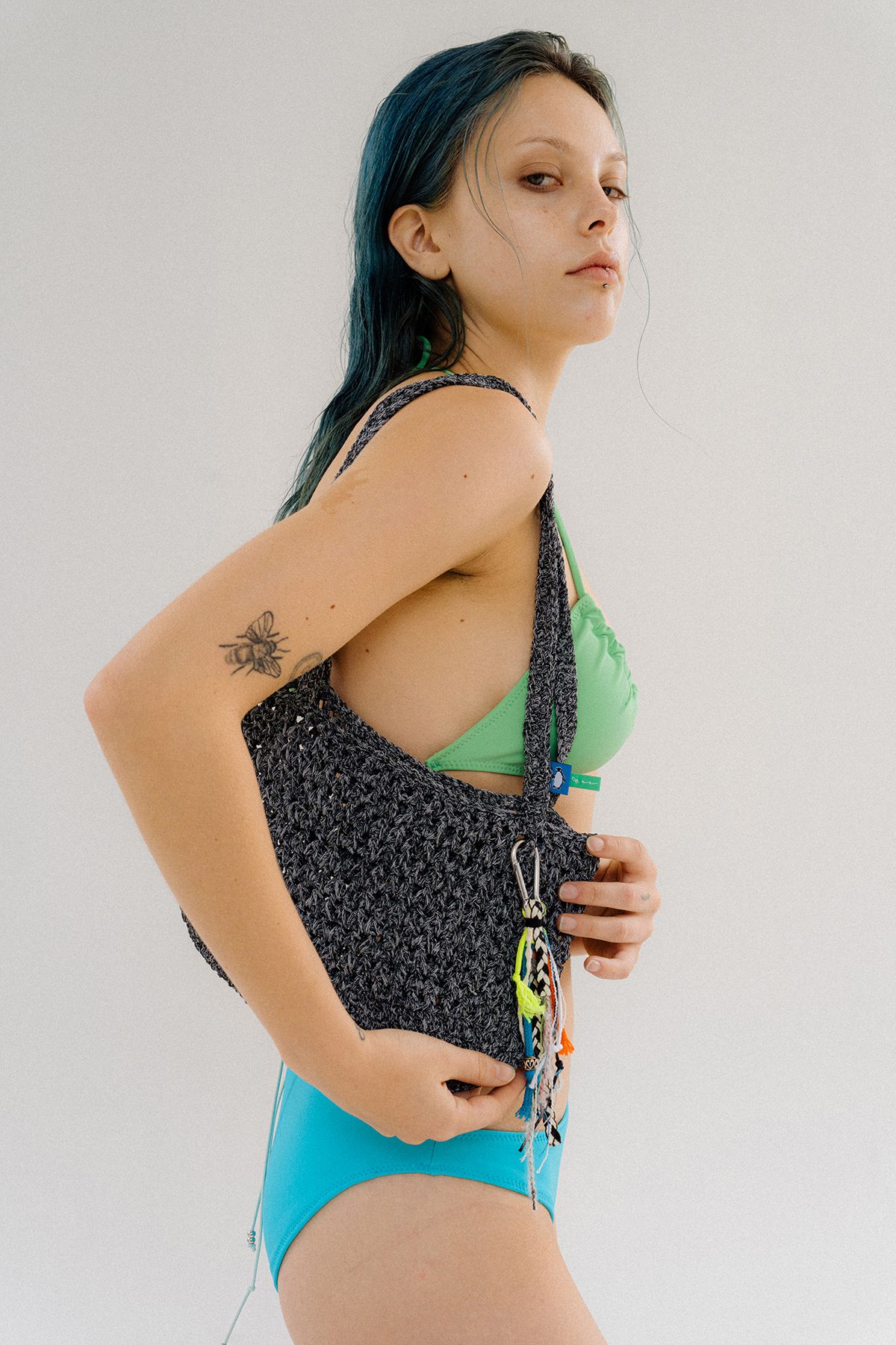 오로지(OROGEE) Tangled Swim Knit Bag-Black
