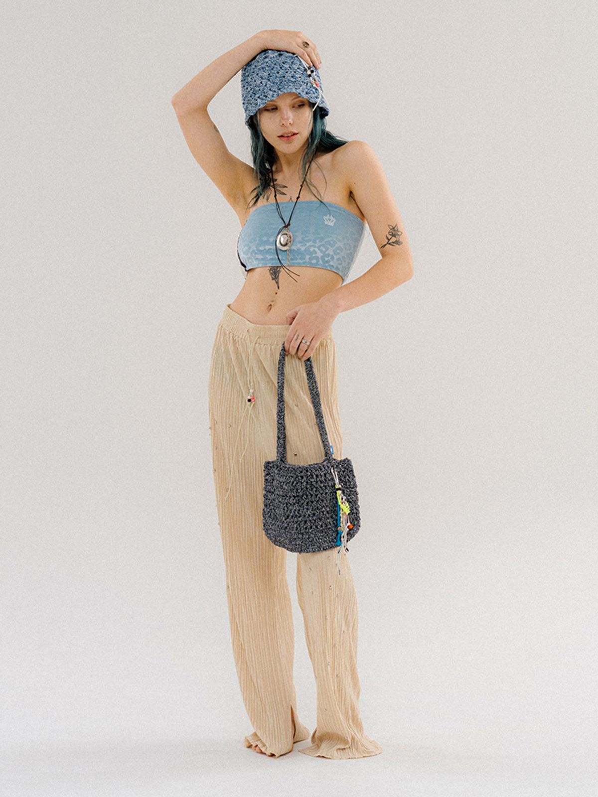 오로지(OROGEE) Dolphin Constellation Stud Pleats Pants-Yellow Beige