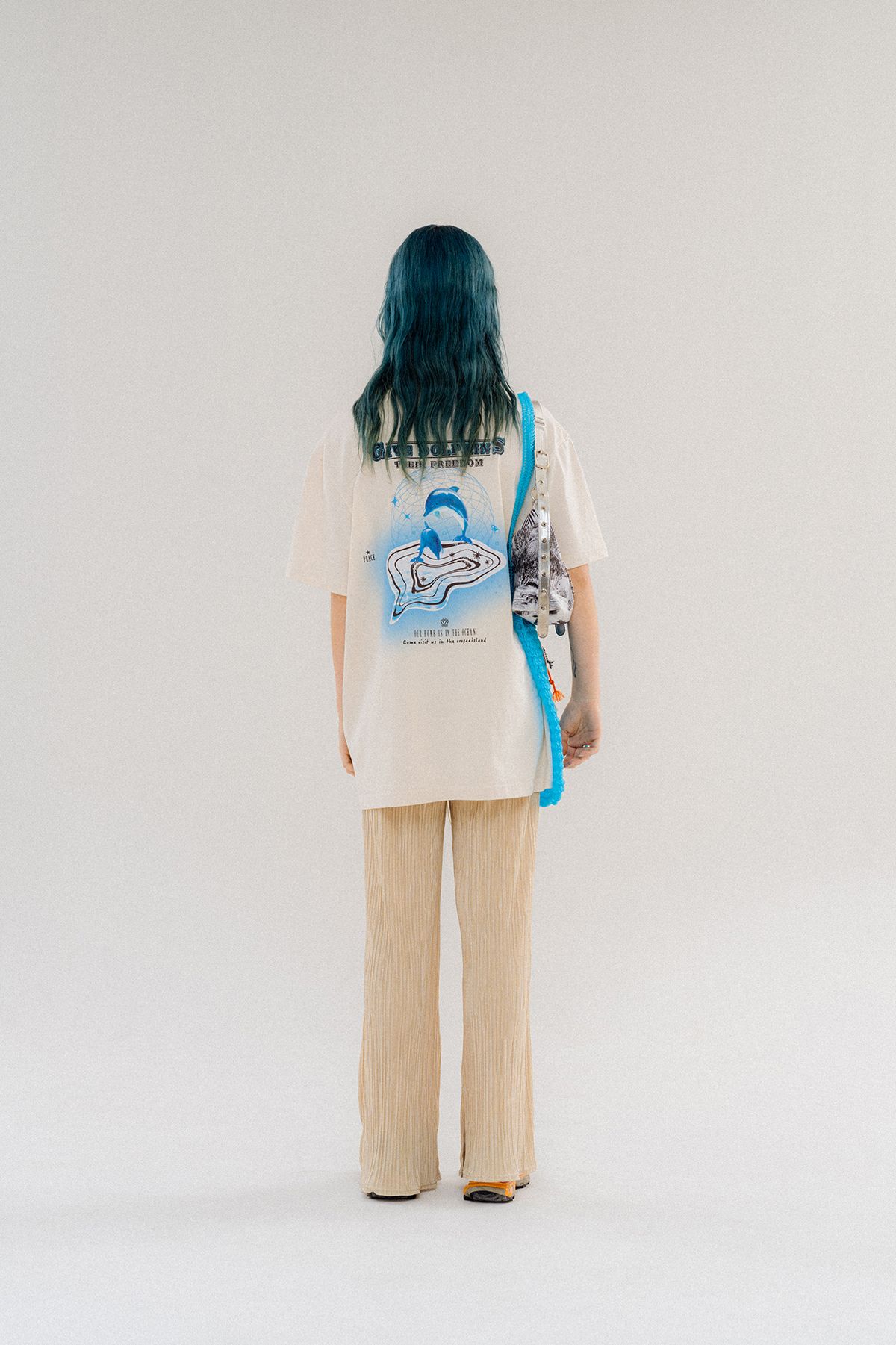 오로지(OROGEE) Dolphin Freedom Two-way T-shirt-Cream