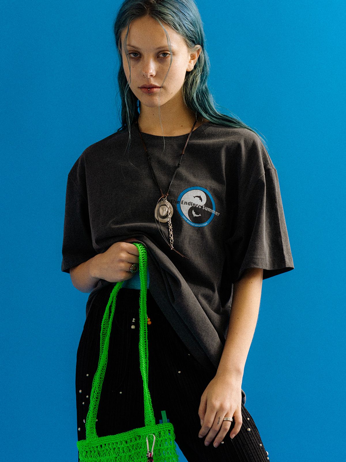 오로지(OROGEE) Dolphin Freedom Two-way T-shirt-Dark Grey