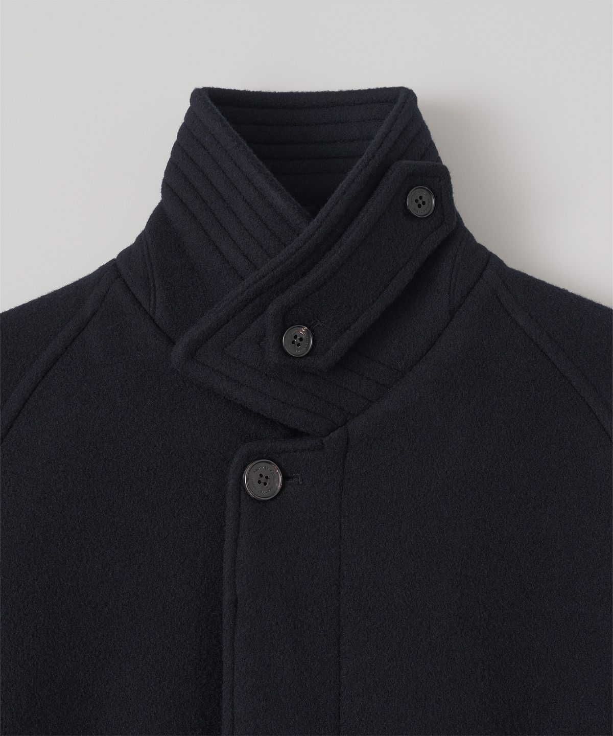 어나더 오피스(ANOTHER OFFICE) Voyager Bold Balmacaan Coat (Dark Navy)