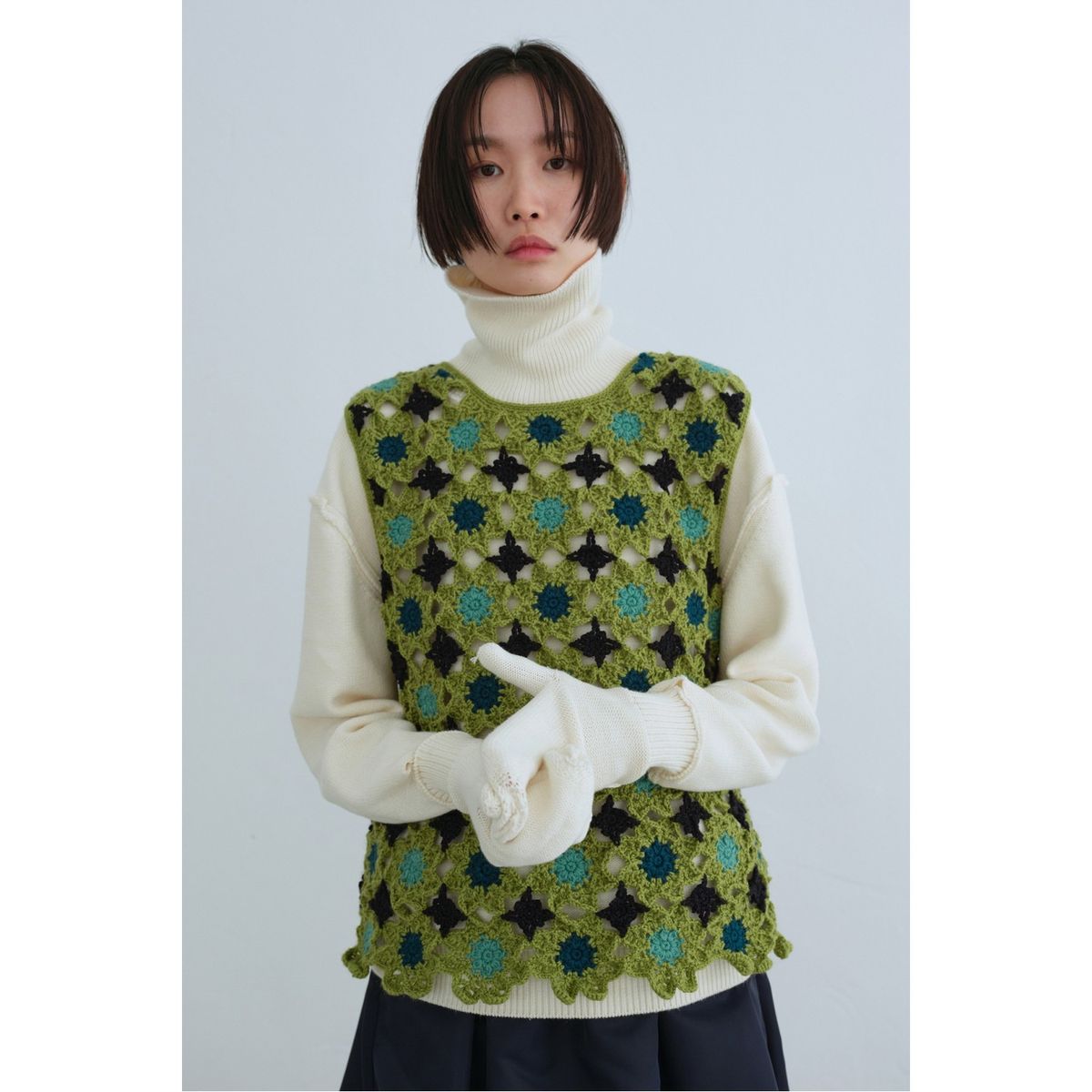 래코드(RECODE) Gloves Mixed Turtle Neck Knit Top_R0WAA23101IVX