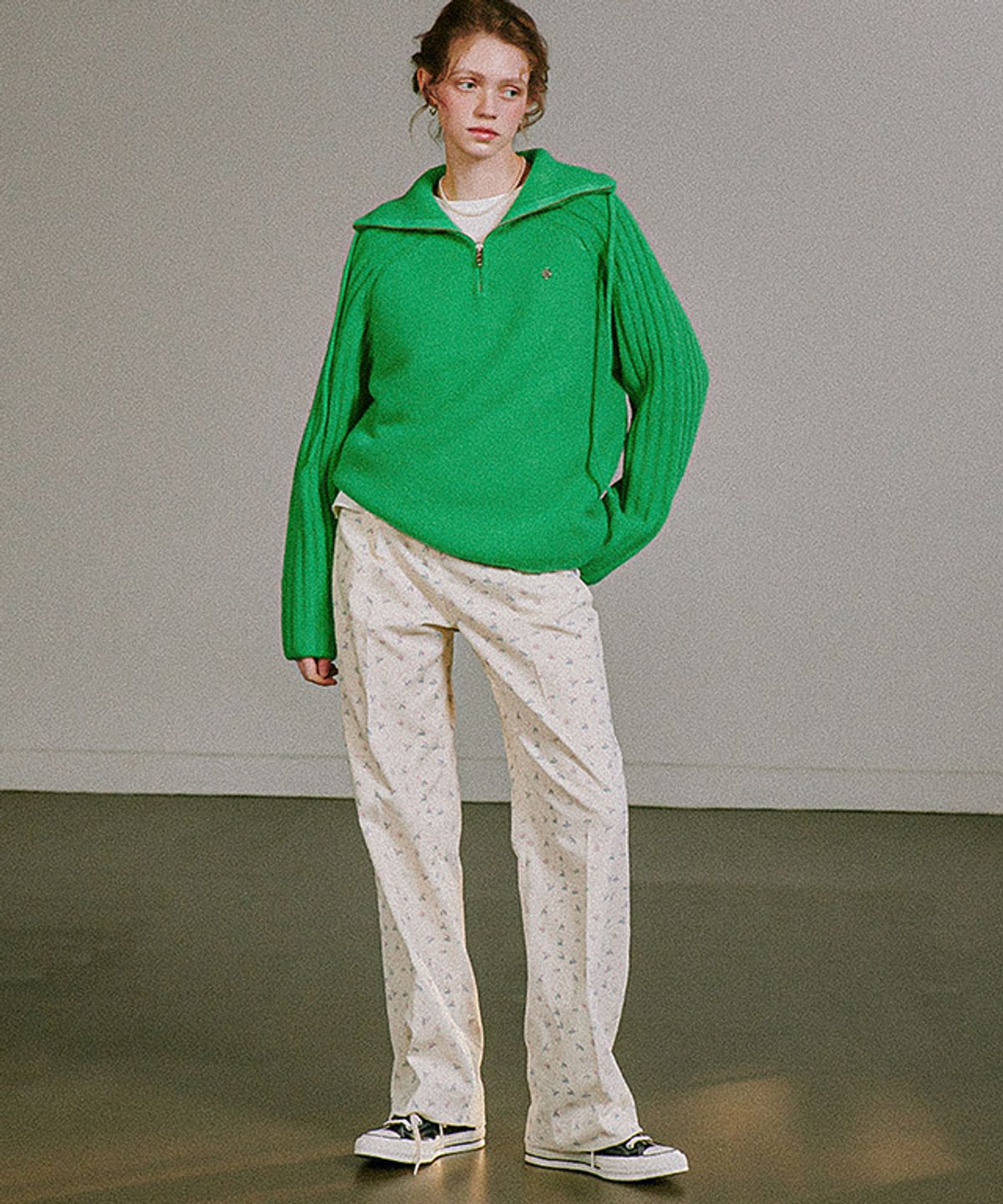 론론(RONRON) FLOWER PATTERN CORDUROY PANTS IVORY