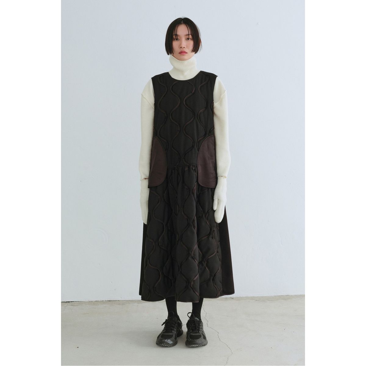 래코드(RECODE) Quilting Voluminous Dress_RQDAW23540BKX