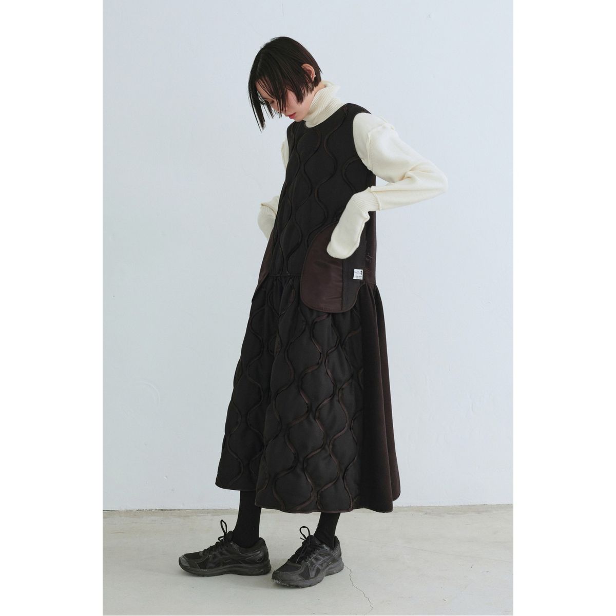 래코드(RECODE) Quilting Voluminous Dress_RQDAW23540BKX