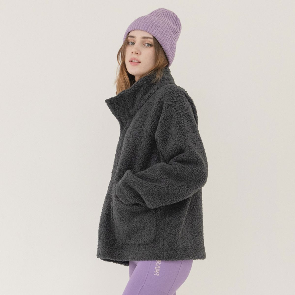 뒤란(DURAN) 보아 플리스 아웃포켓 하이넥 자켓 DTF3W-5104 2colors