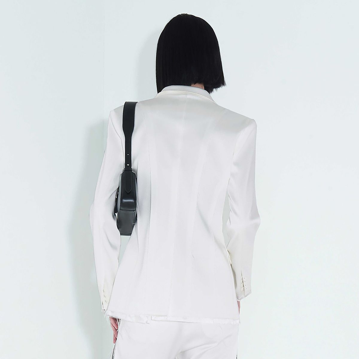 킴지수(KIMZISU) Raw Edge Slim Jacket _ White