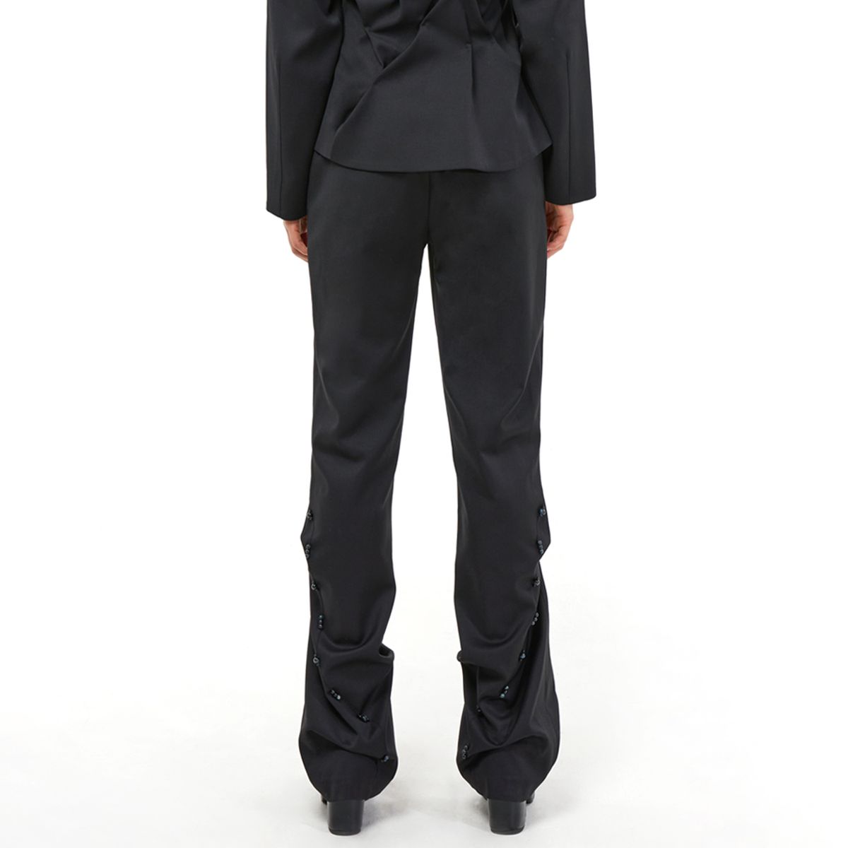 킴지수(KIMZISU) DOZI - Beaded Slim Trousers _ Black