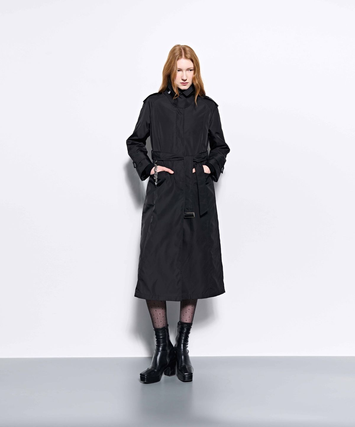 킴지수(KIMZISU) Throat Latch Trench Coat _ Black