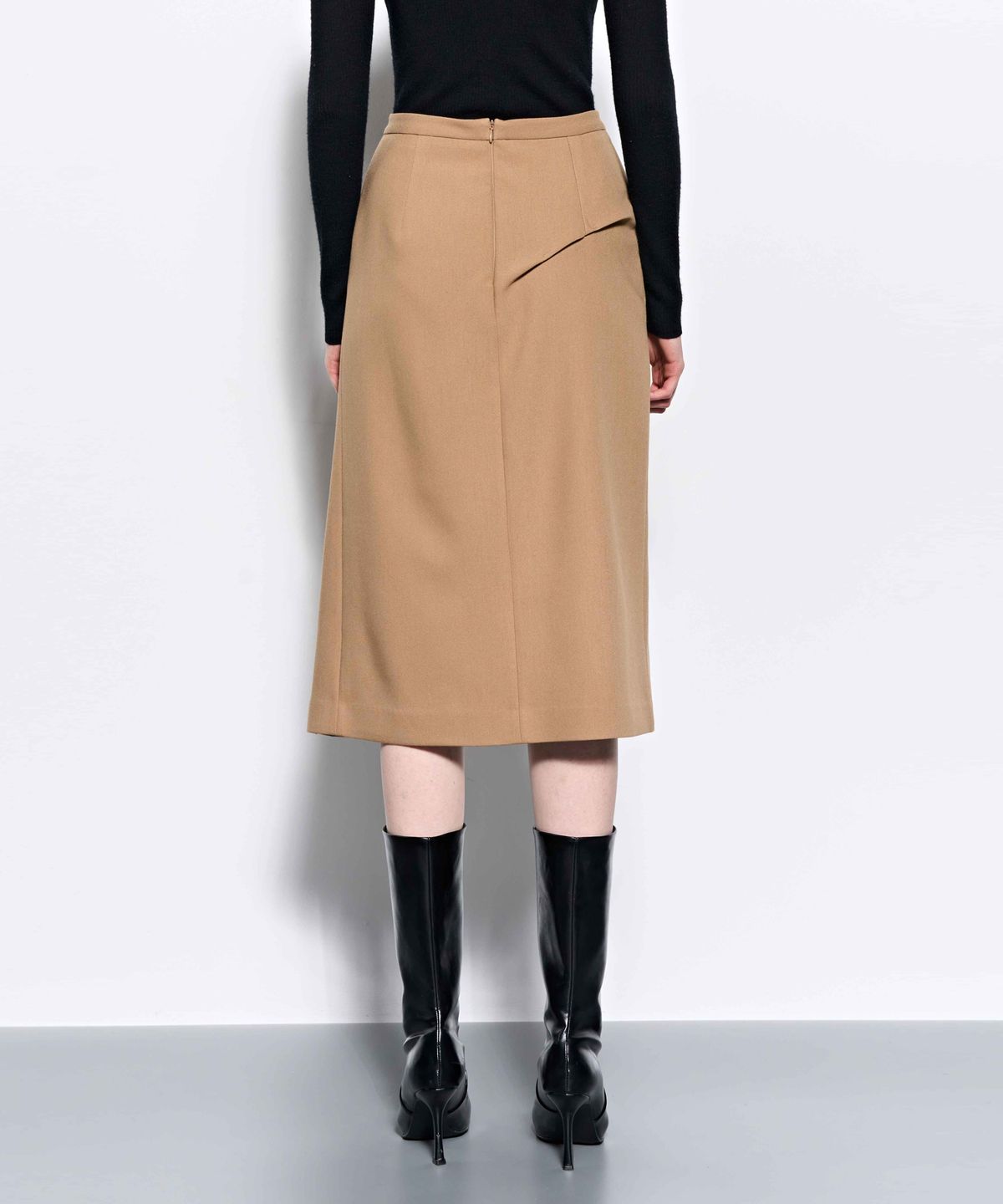 킴지수(KIMZISU) DOZI - Pinched Midi Skirt _ Beige