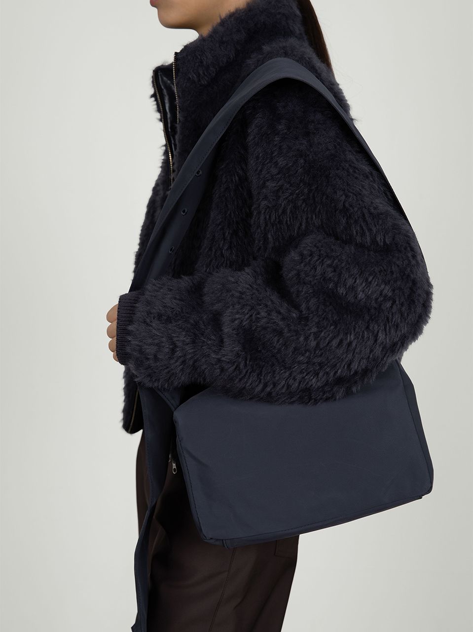 MUSINSA | AMOMENTO HAIRY FUR BLOUSON (2COLORS)