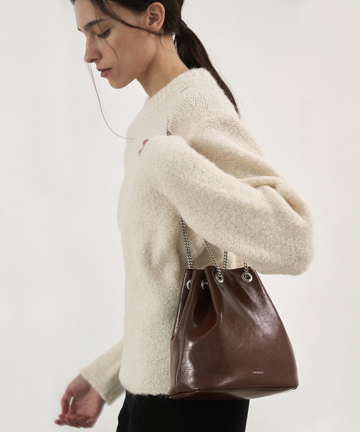 앤오즈(ANODDS) TIWI SLING chain leather medium bag 5 color